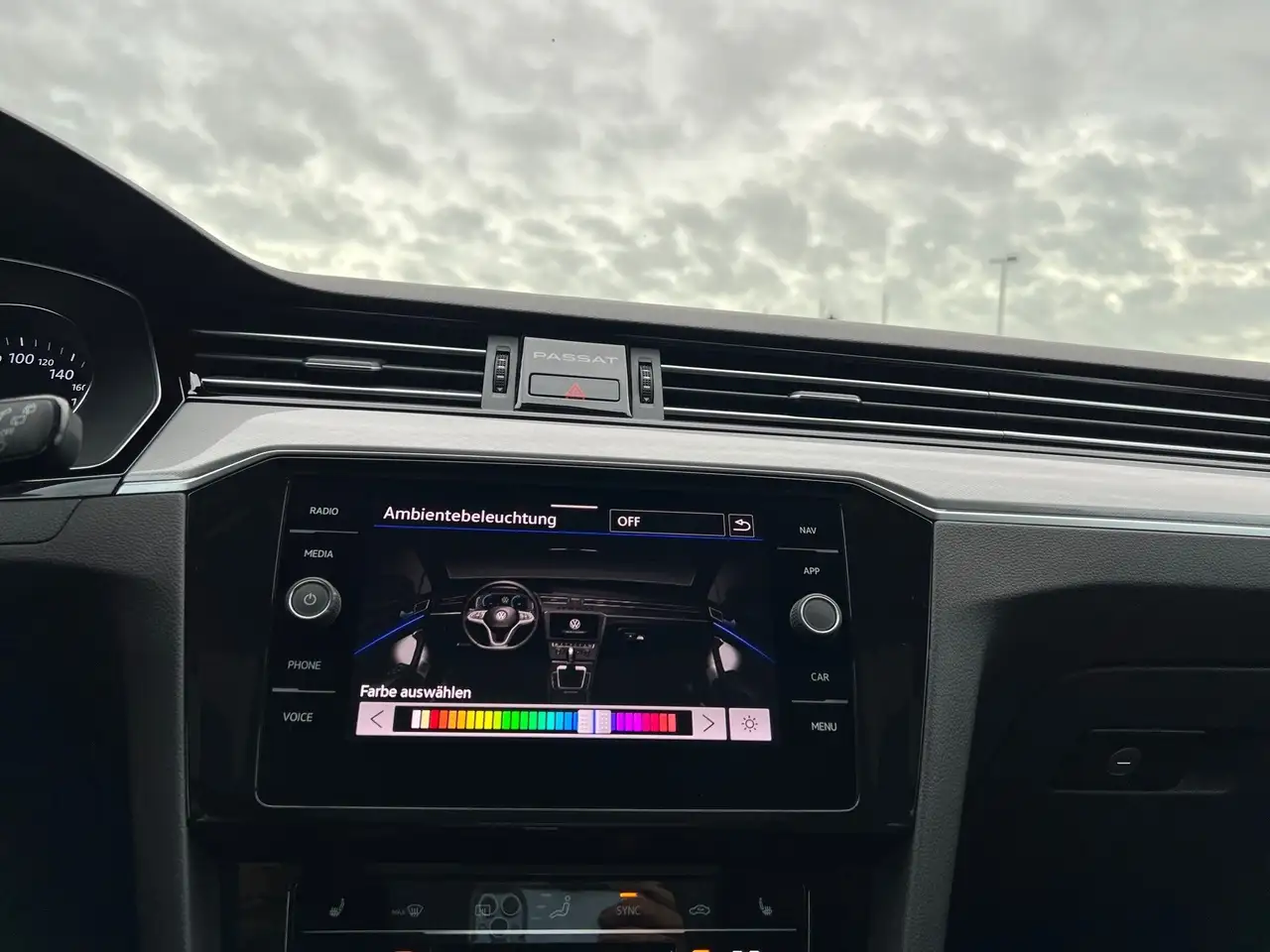 Volkswagen Passat 2.0 TDI Business DSG NP:, миниатюра 27