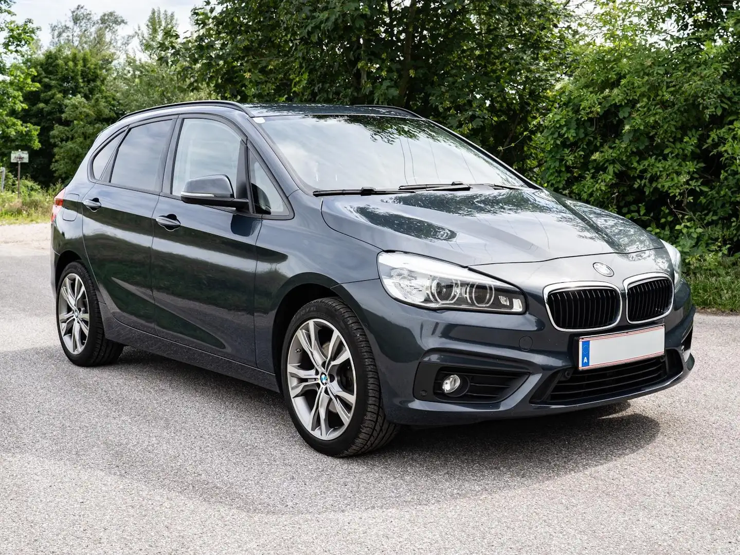 BMW 218 218i Active Tourer Advantage Aut. Advantage Grau - 1