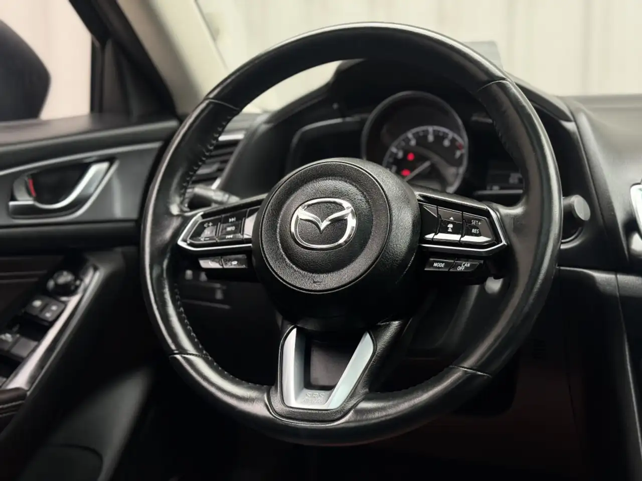 Mazda 3 photo Mazda 3