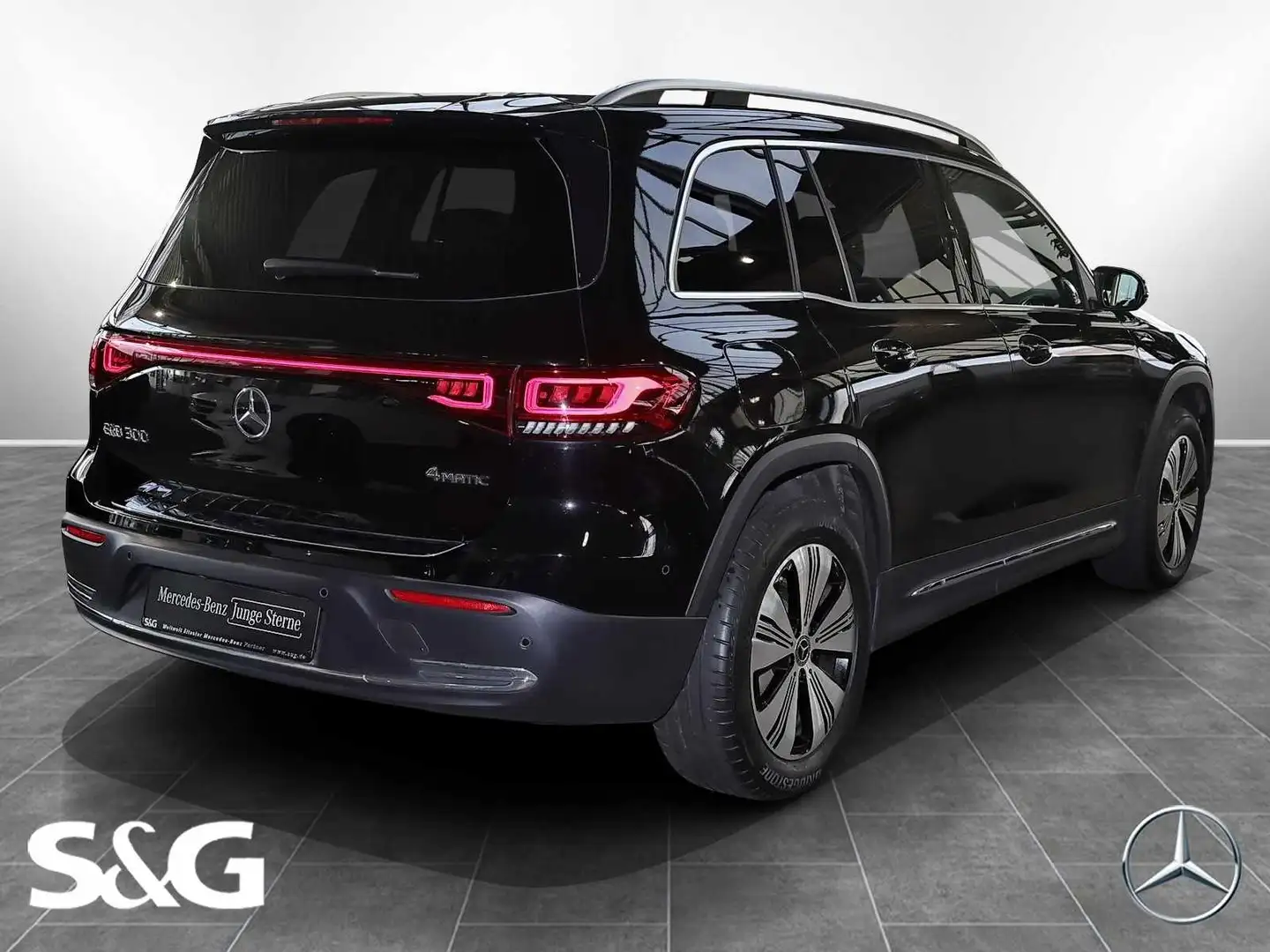Mercedes-Benz EQB 300 4M PANO+KAMERA+SPURHALTE+LED+18"+MBUX Schwarz - 2