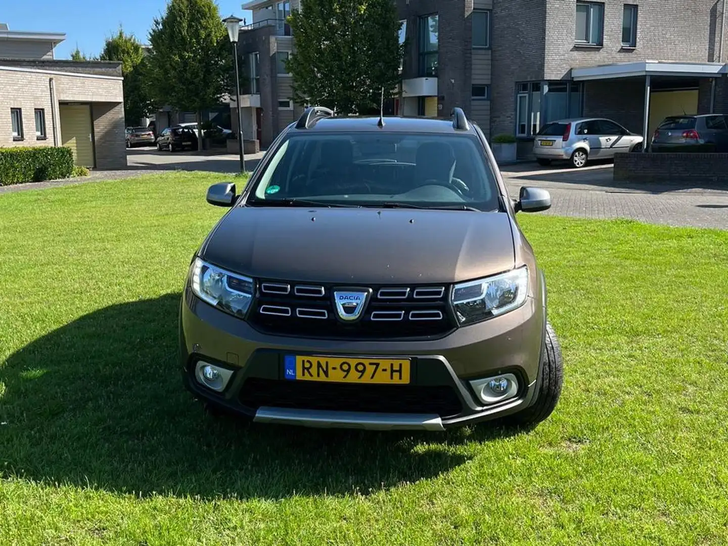 Dacia Sandero 0.9 TCe Bi-F SL Stp Bruin - 1