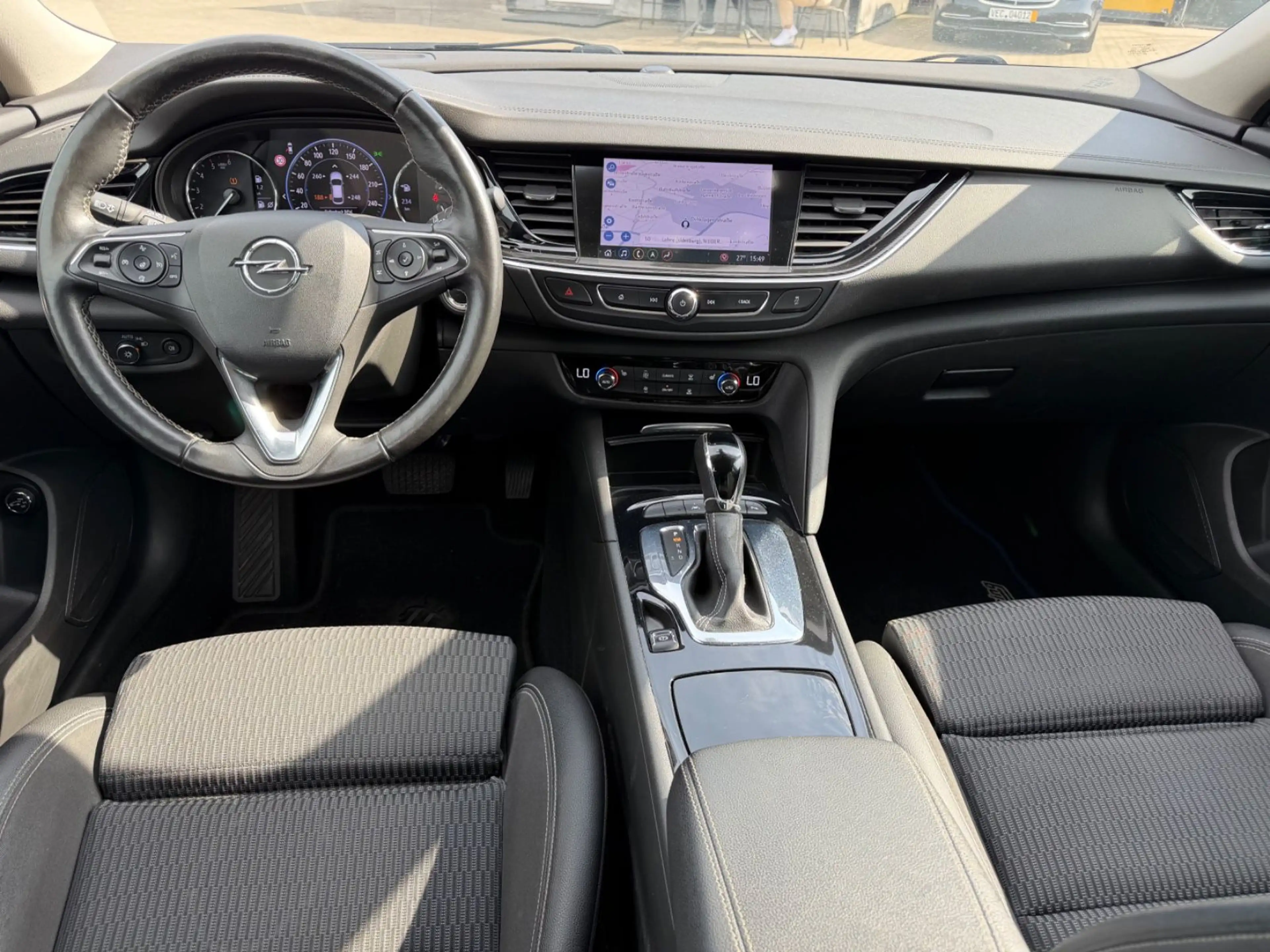 Opel Insignia B Sports Tourer/2,0/EURO6/NAVI/LED — photo 13