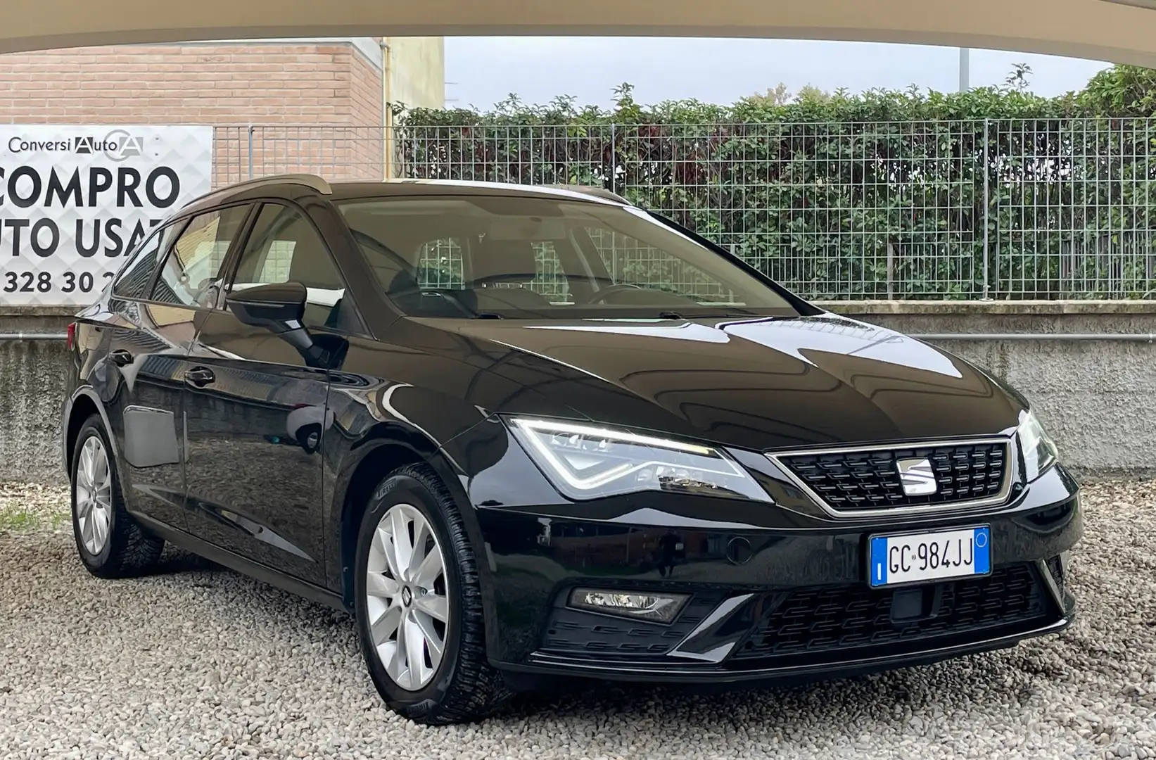 SEAT Leon Leon ST 1.6 tdi Business 115cv my20 Noir - 1