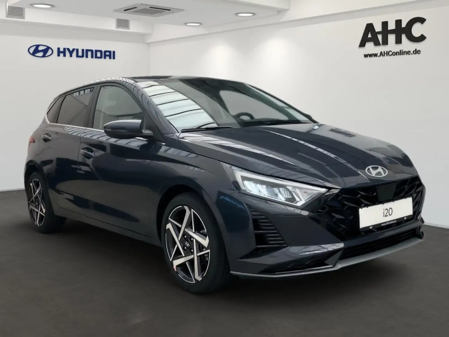 Hyundai i20 1.0 T-GDI 6-MT Prime 4xSHZ KlimaA Navi KAM Grau - 2