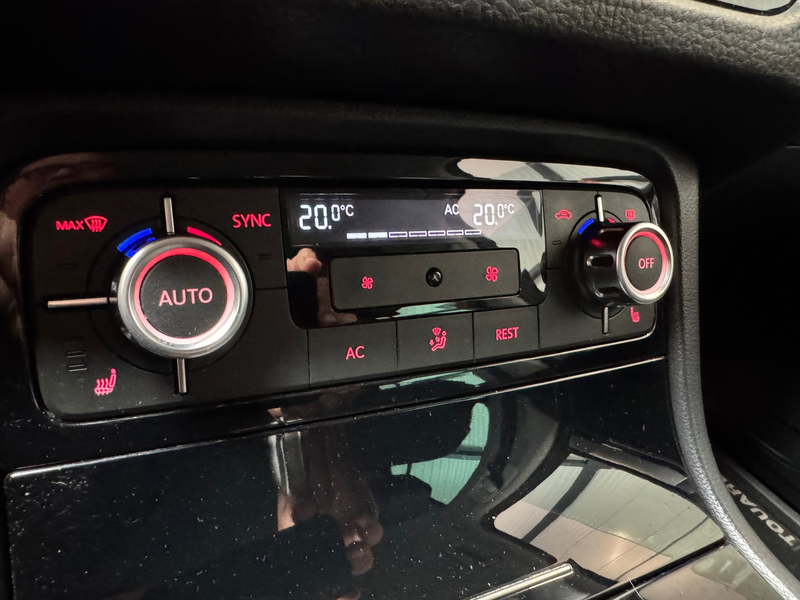 Volkswagen Touareg 3.0 TDI Highline / in nieuwstaat!! — photo 21