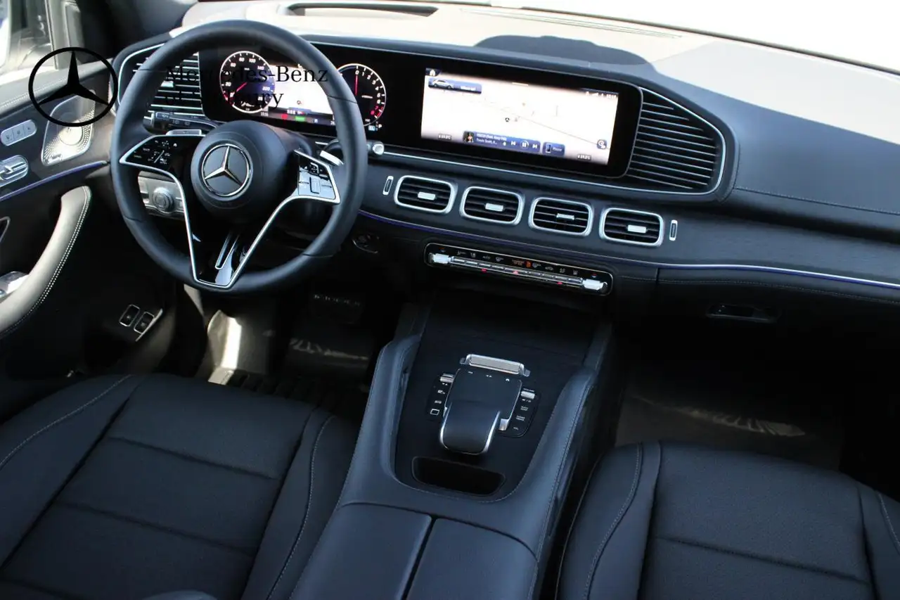 Mercedes-Benz GLE снимка Mercedes-Benz GLE