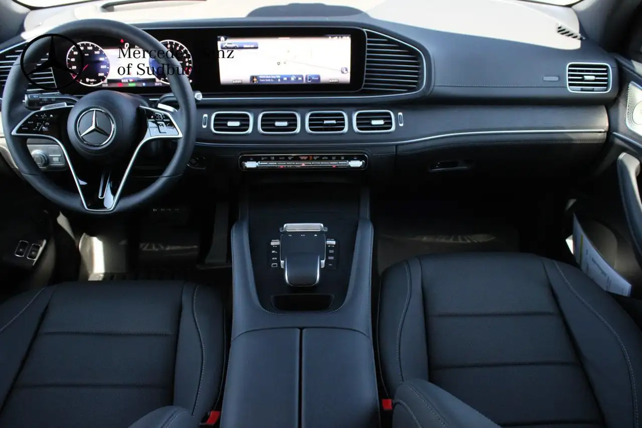 Mercedes-Benz GLE снимка Mercedes-Benz GLE