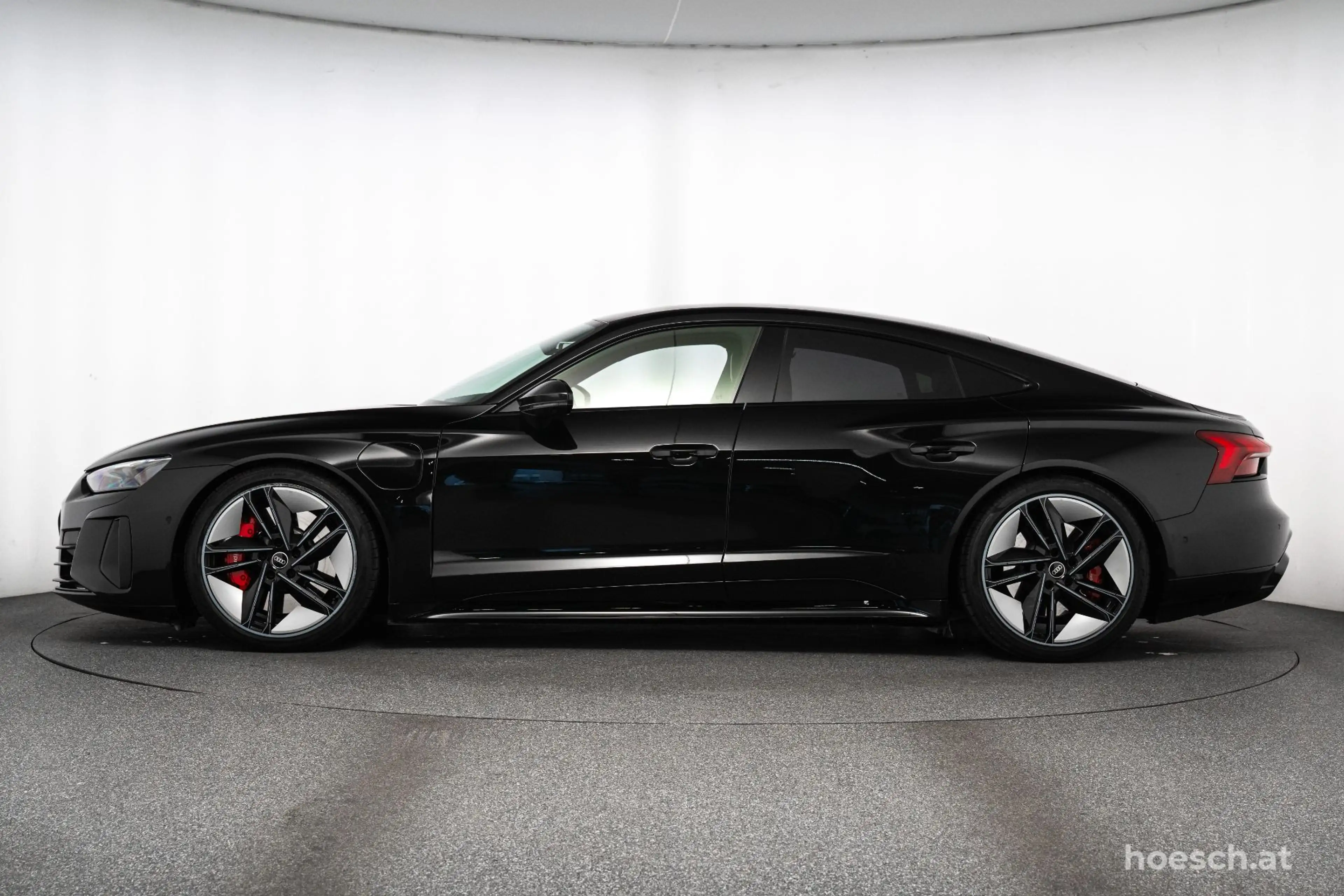 Audi e-tron GT RS quattro CARBON TRAUMEXTRAS 59% — photo 3
