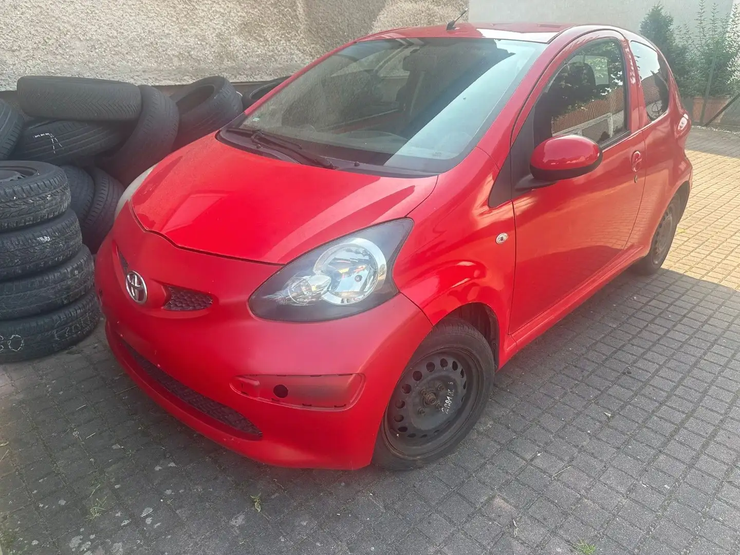 Toyota Aygo AYGO City Rot - 1