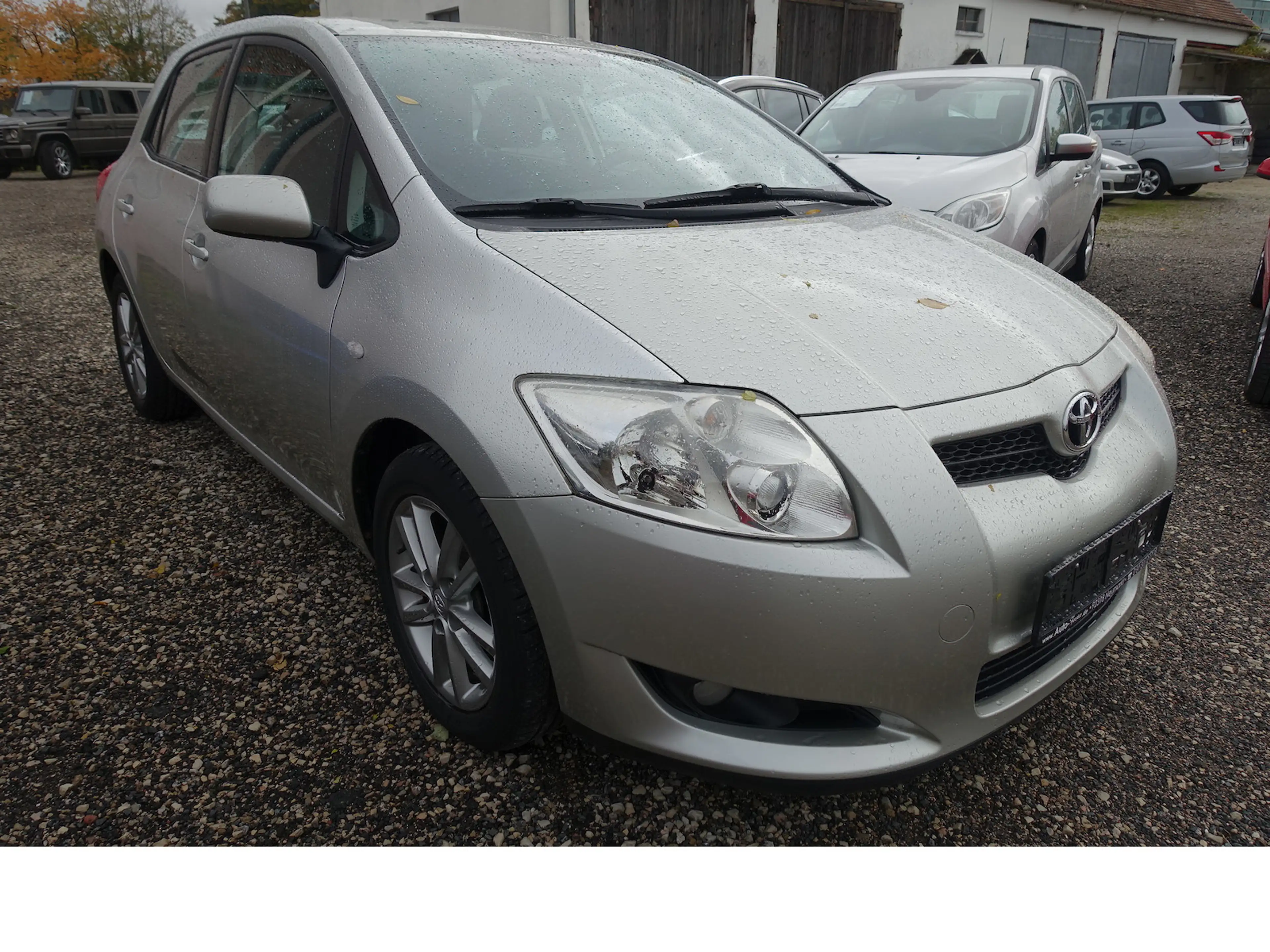 Toyota Auris Life1,6 Automatik Klimaautomatik PDC Alufelgen — photo 3