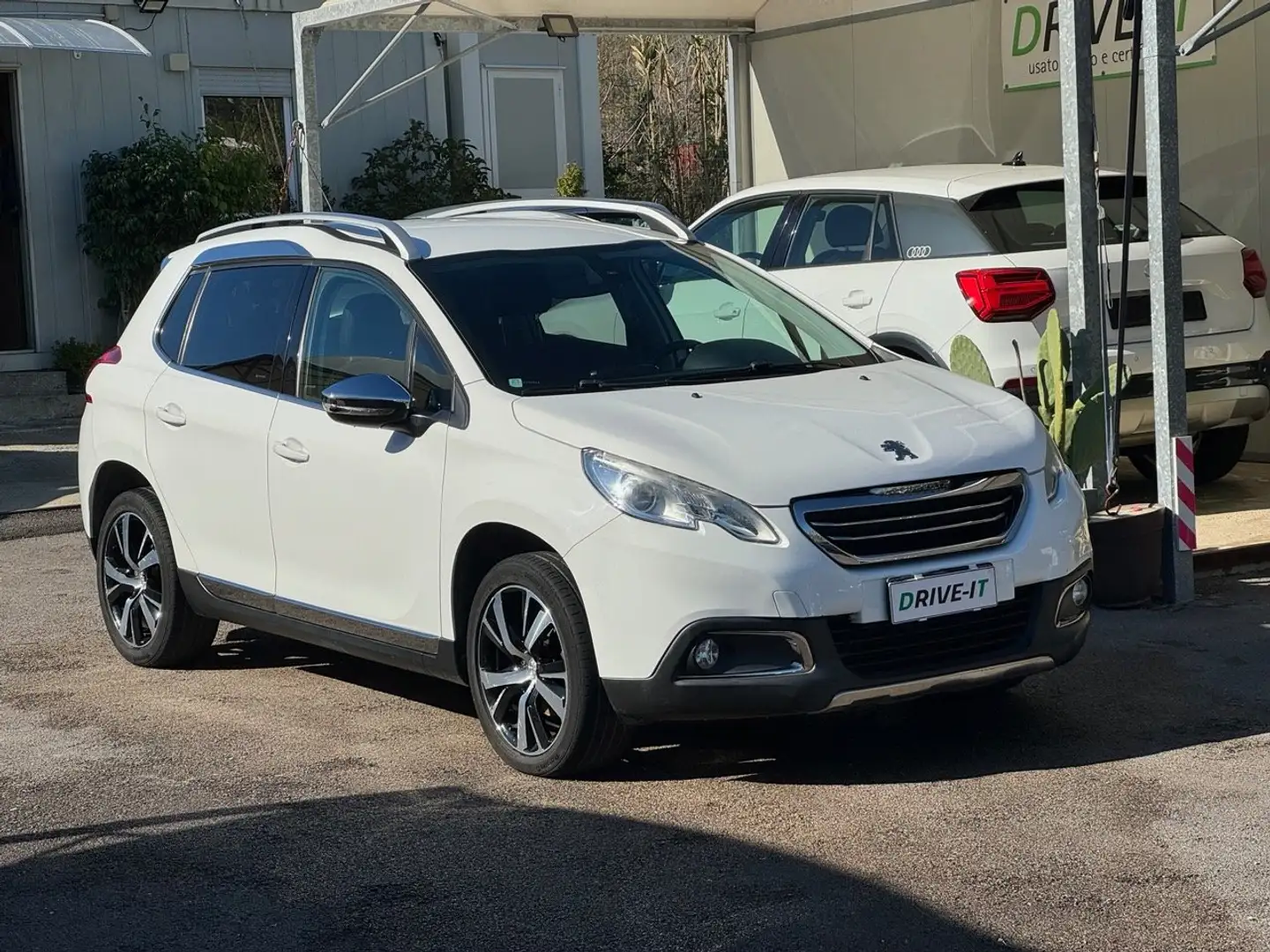 Peugeot 2008 1.6 bluehdi 120CV Allure Blanc - 1