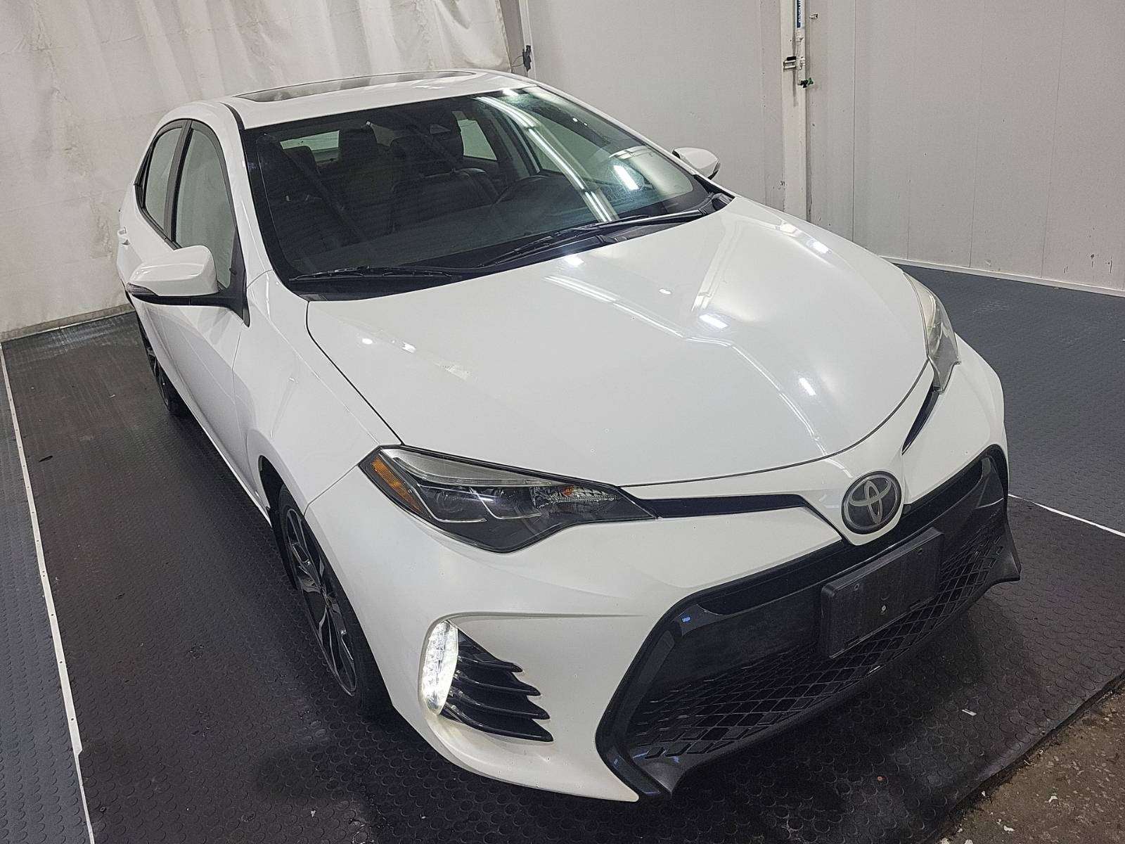 2017 Toyota Corolla CE — снимка 1