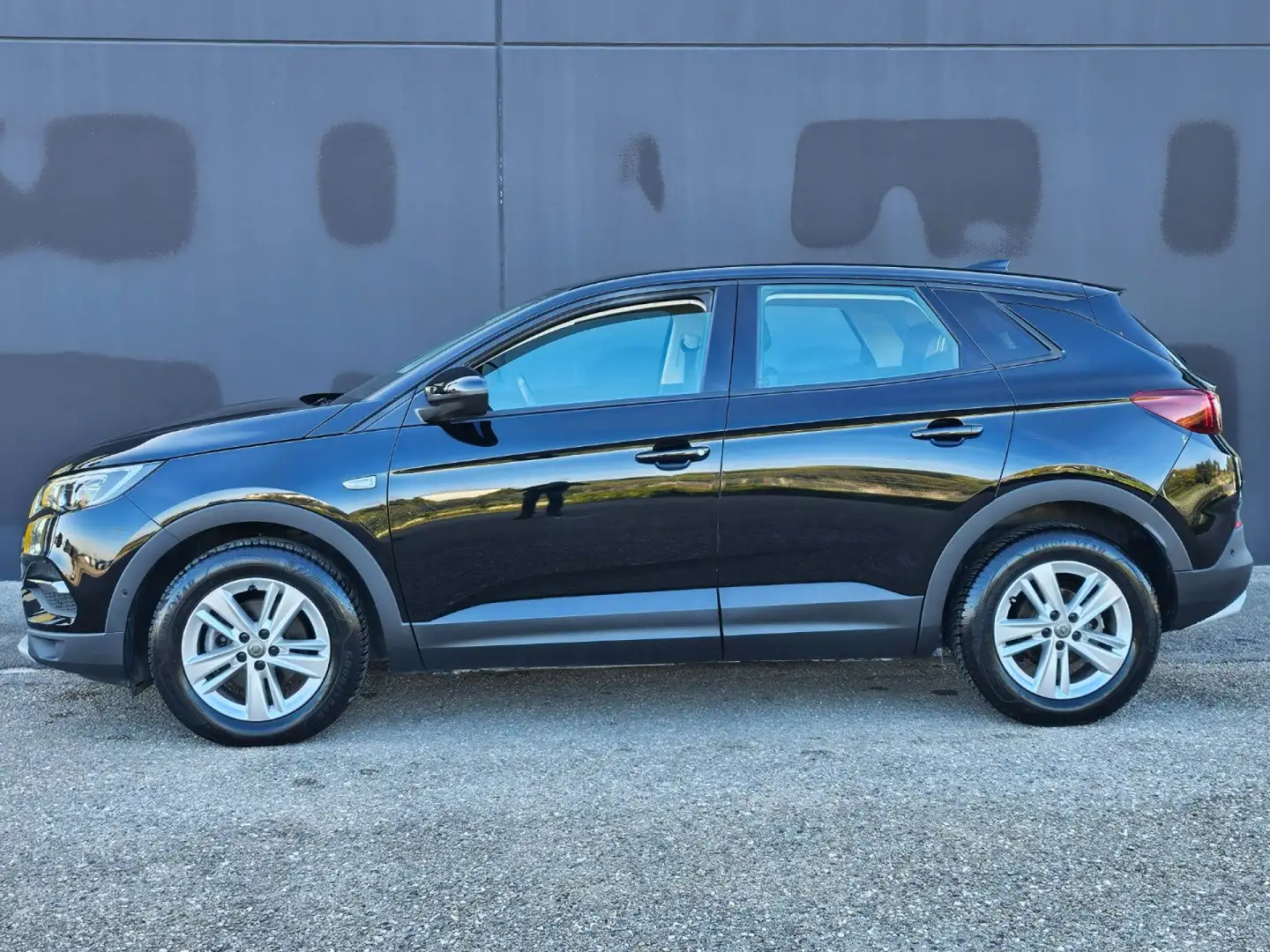 Opel Grandland X 1.5d 130 AT8 Elegance NAVY Negro - 2