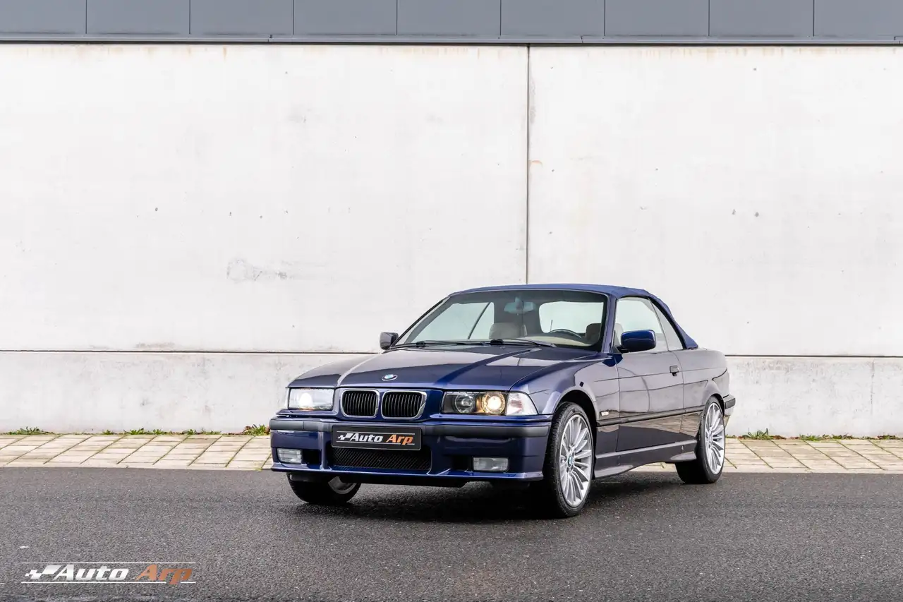 BMW 320 3-serie Cabrio 320i, foto 8