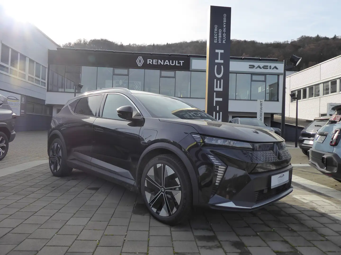 Renault Scenic Scenic E-Tech 220 Long Range Techno - 2