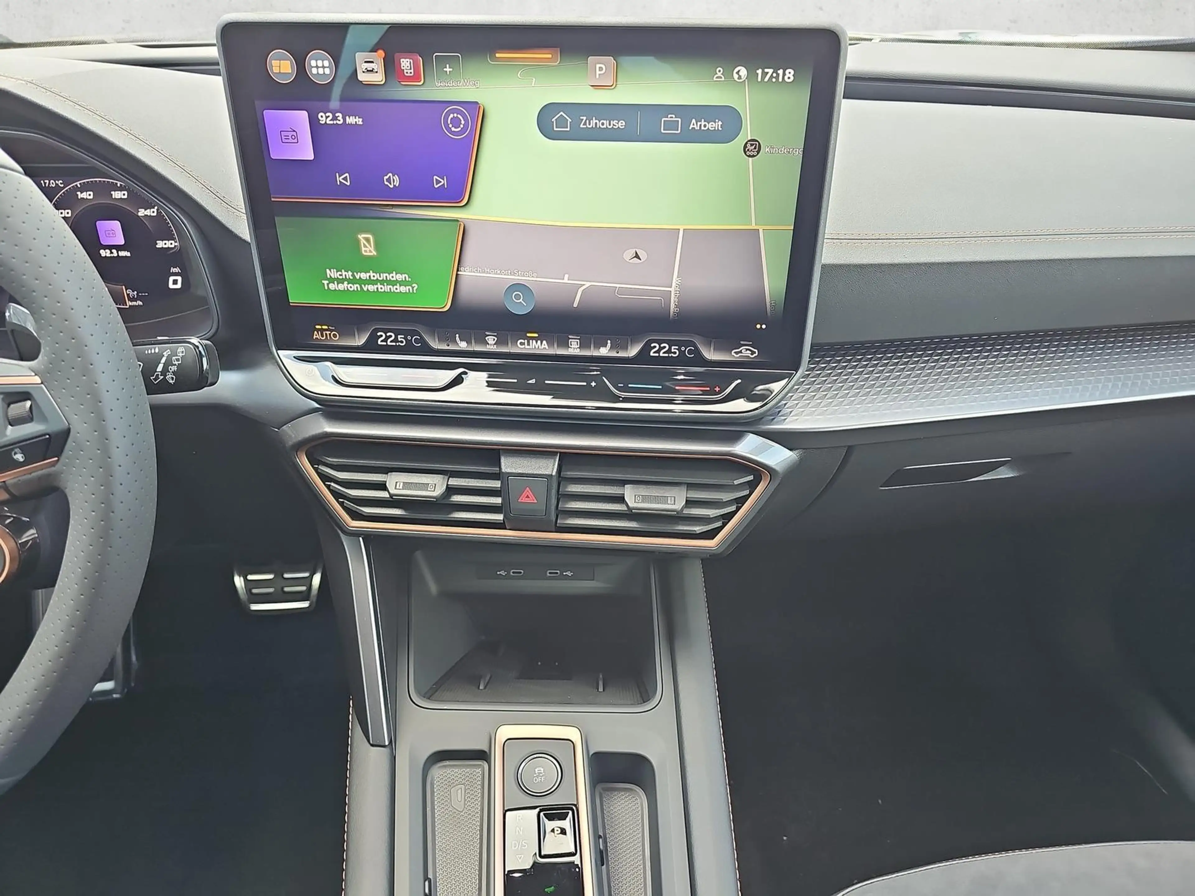 CUPRA Formentor VZ 2.0 TSI 245 kW 4Drive DSG 5JGar Matrix AHK 2... — photo 12