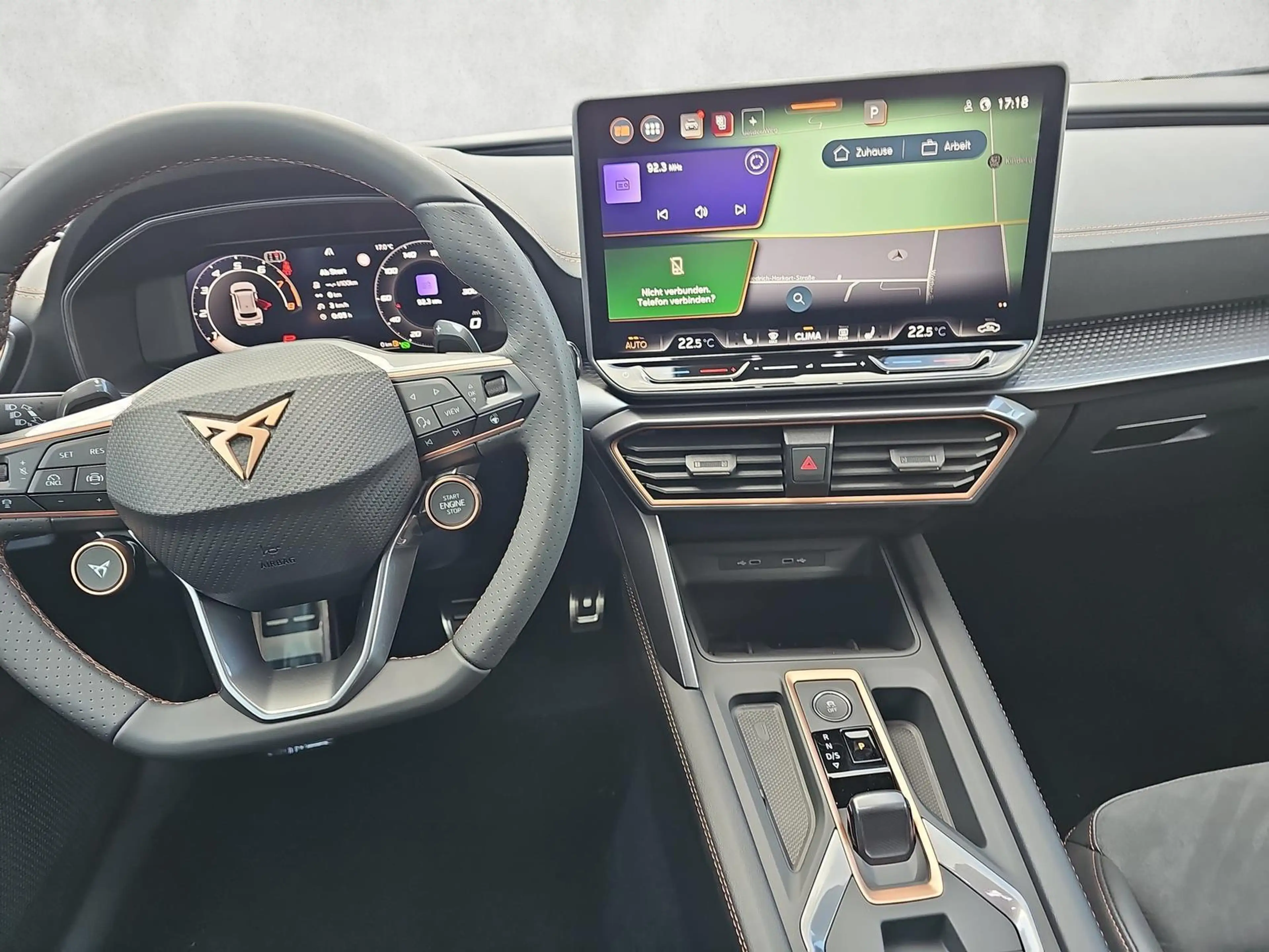CUPRA Formentor VZ 2.0 TSI 245 kW 4Drive DSG 5JGar Matrix AHK 2... — photo 11