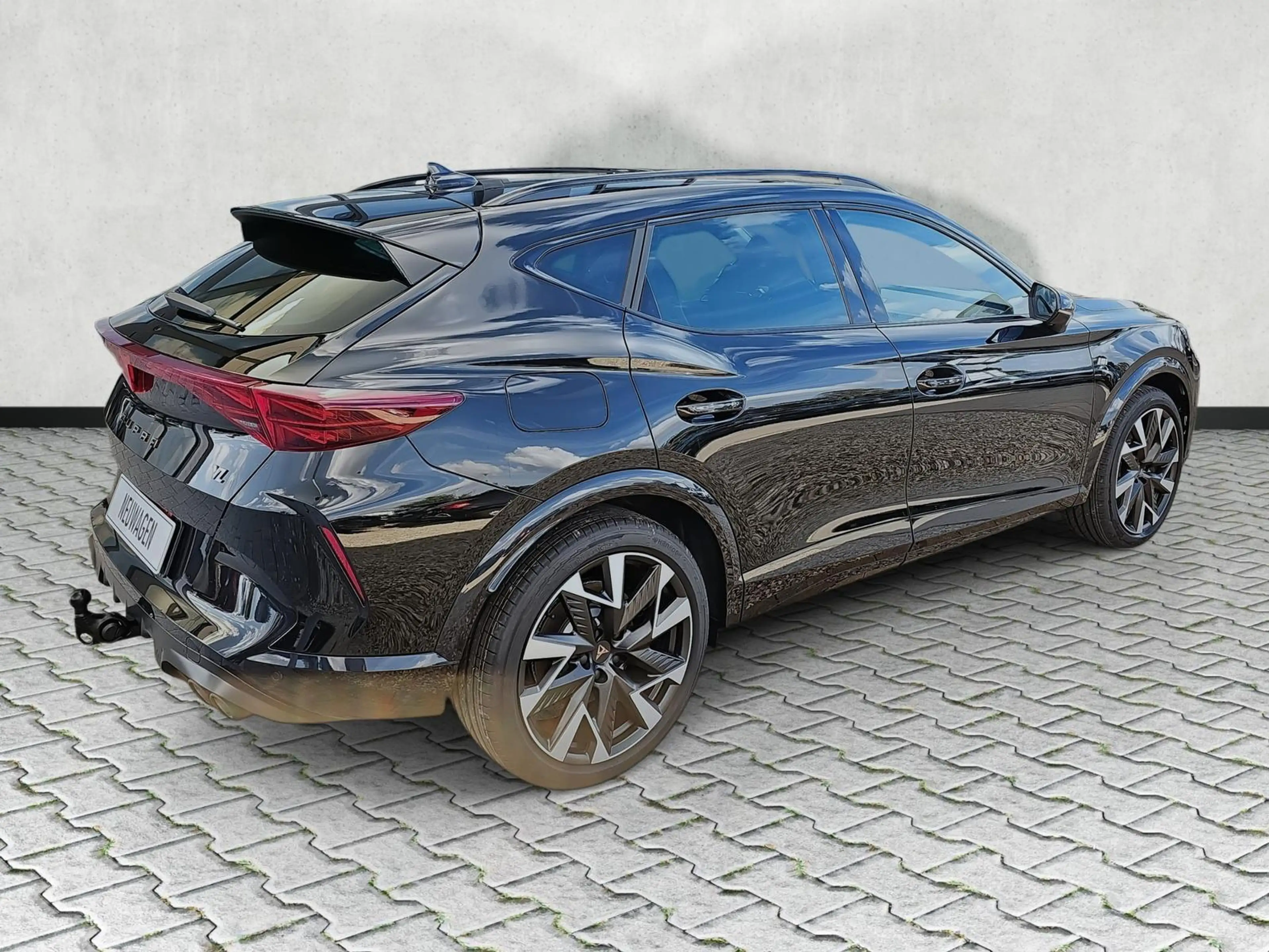 CUPRA Formentor VZ 2.0 TSI 245 kW 4Drive DSG 5JGar Matrix AHK 2... — photo 7