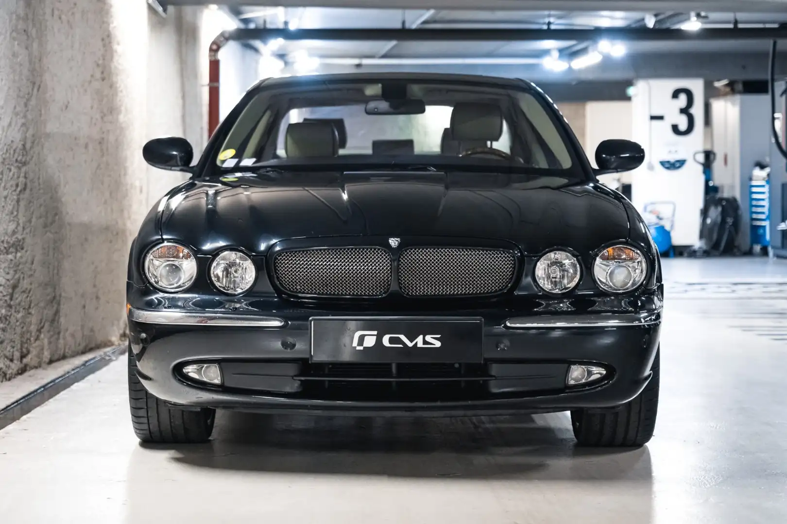 Jaguar XJR V8 4.2 400 Negro - 2