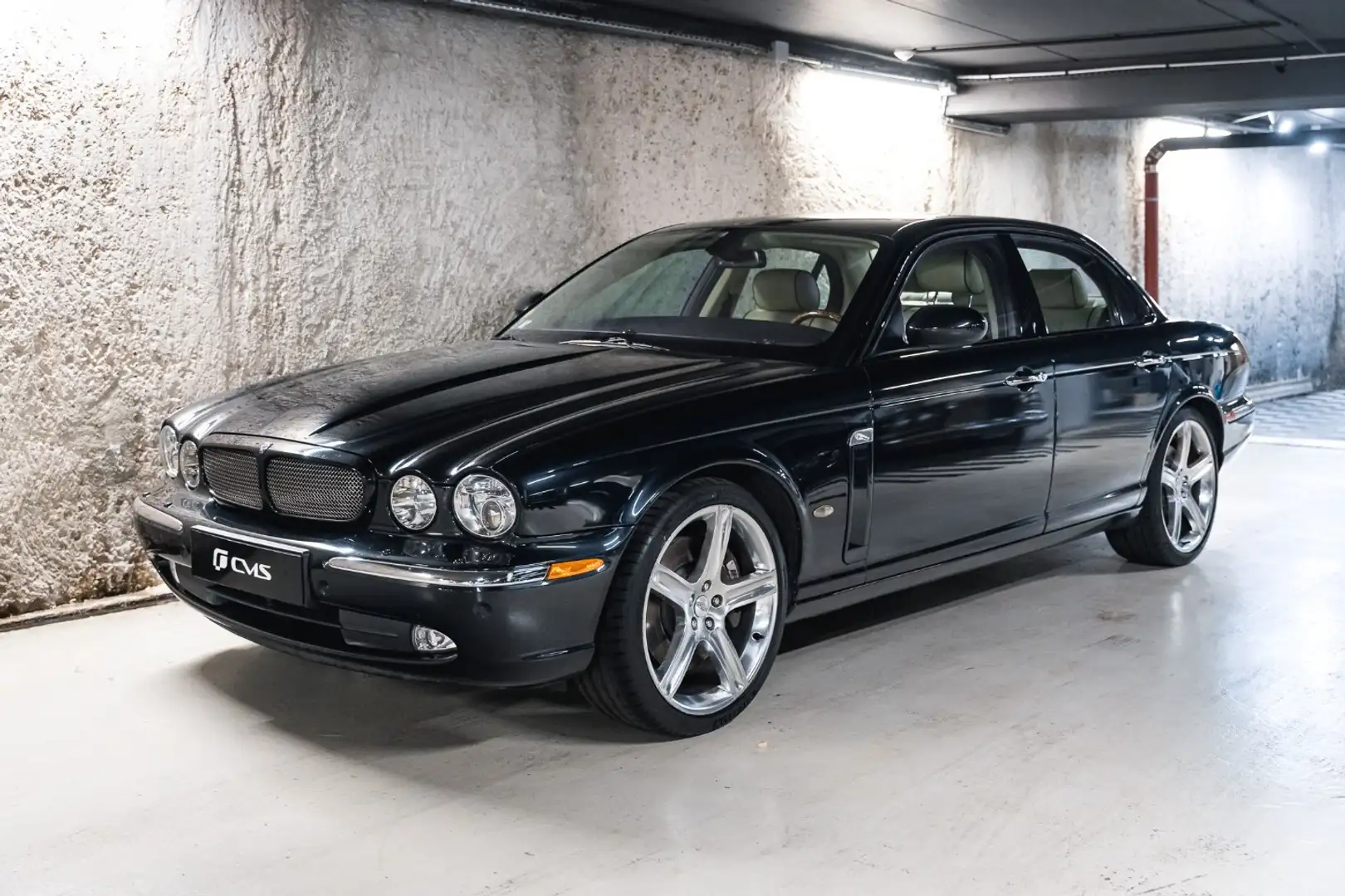 Jaguar XJR V8 4.2 400 Schwarz - 1
