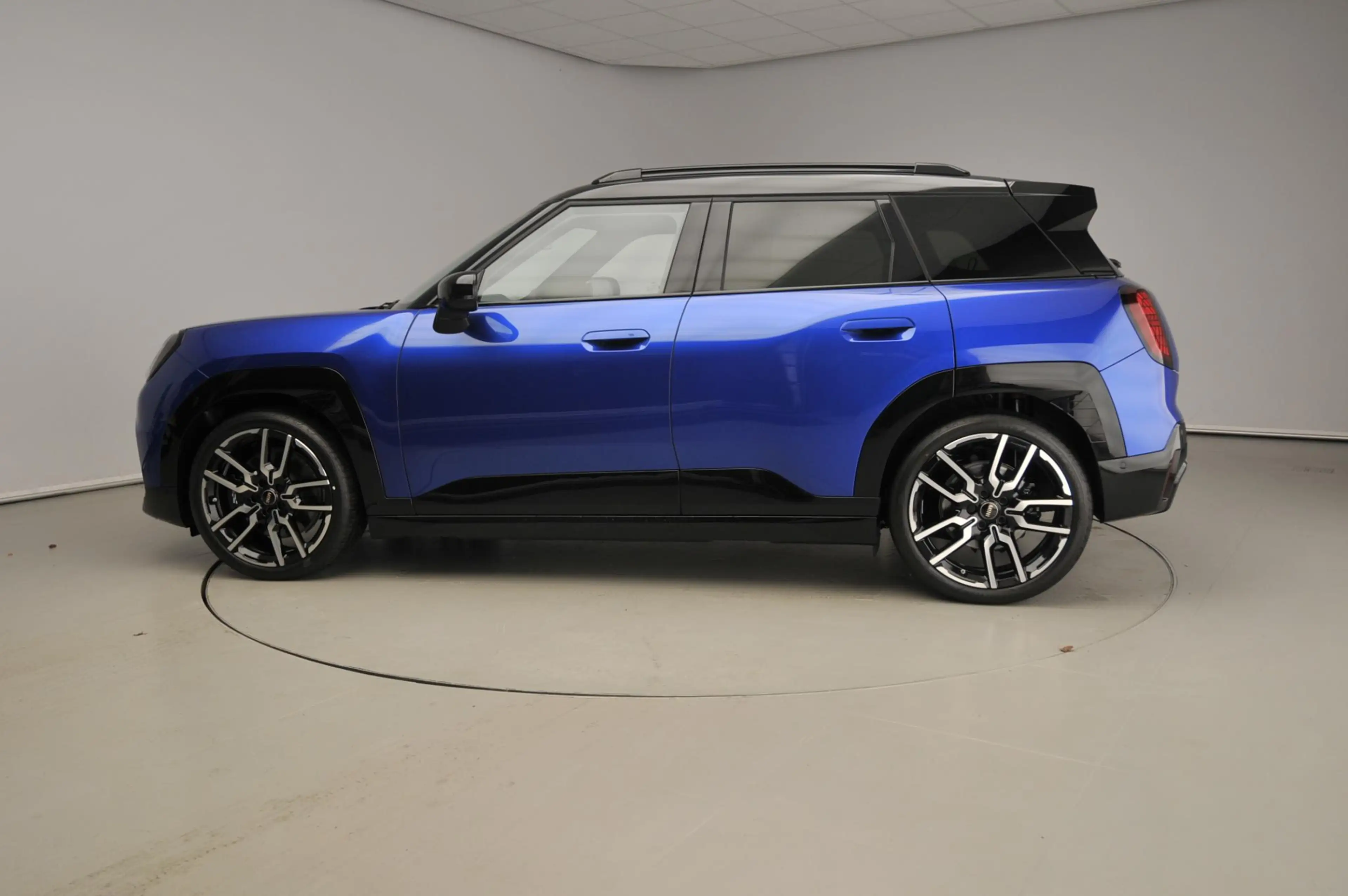 MINI Aceman SE Classic M Pakket — photo 3