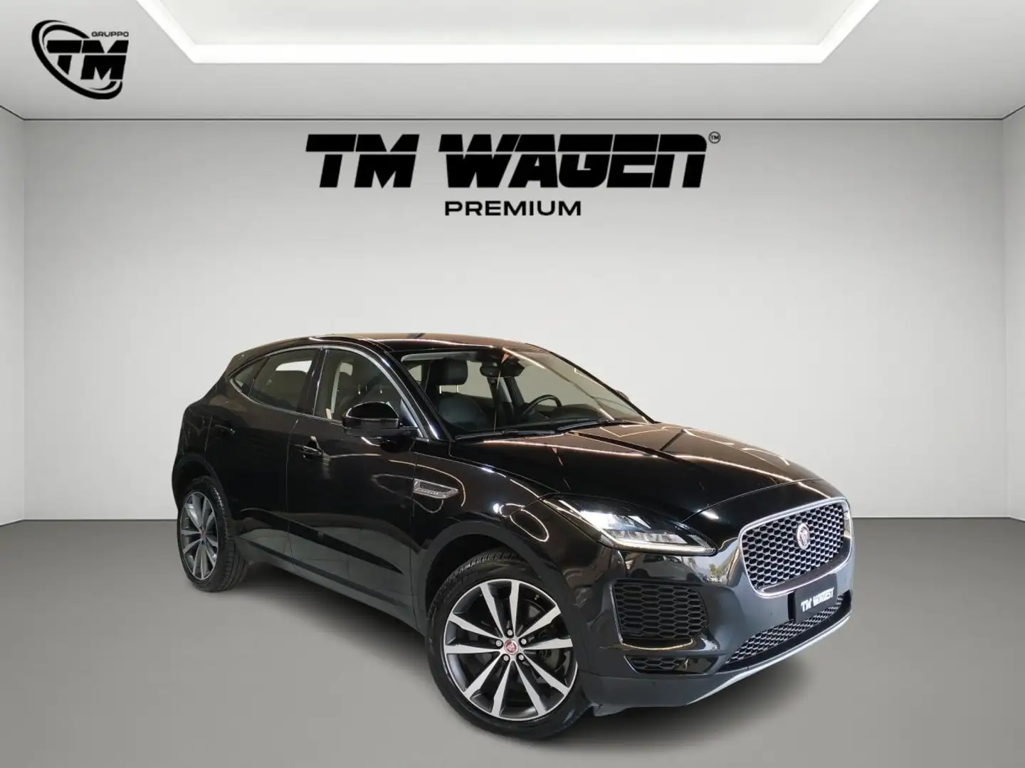 Jaguar E-Pace 2.0d i4 R-Dynamic awd 150cv auto my19 Nero - 2