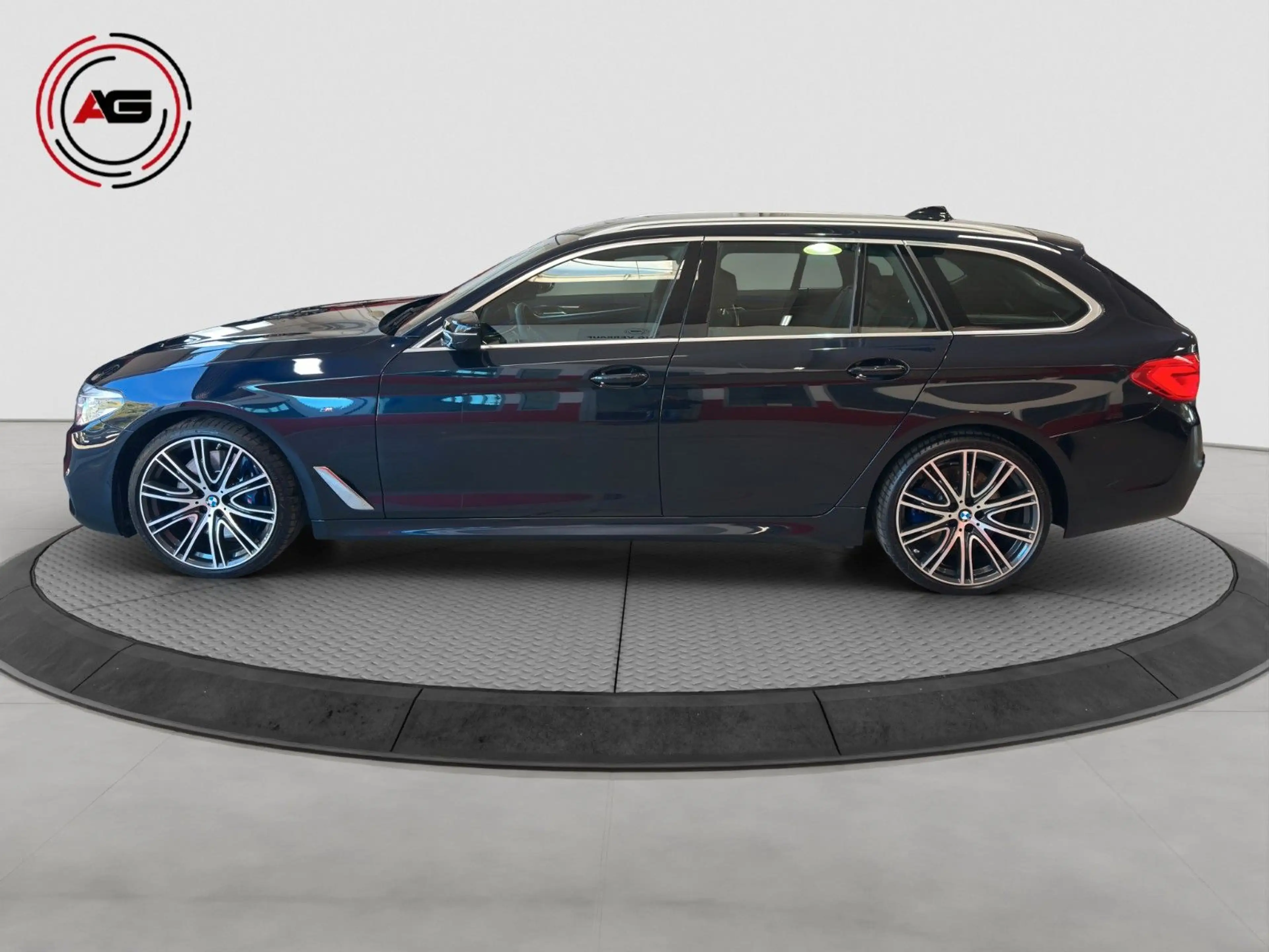 BMW 540 iT xDr. M-SPORT AD.LED ACC SITZKLIMA AHK KAM — photo 8