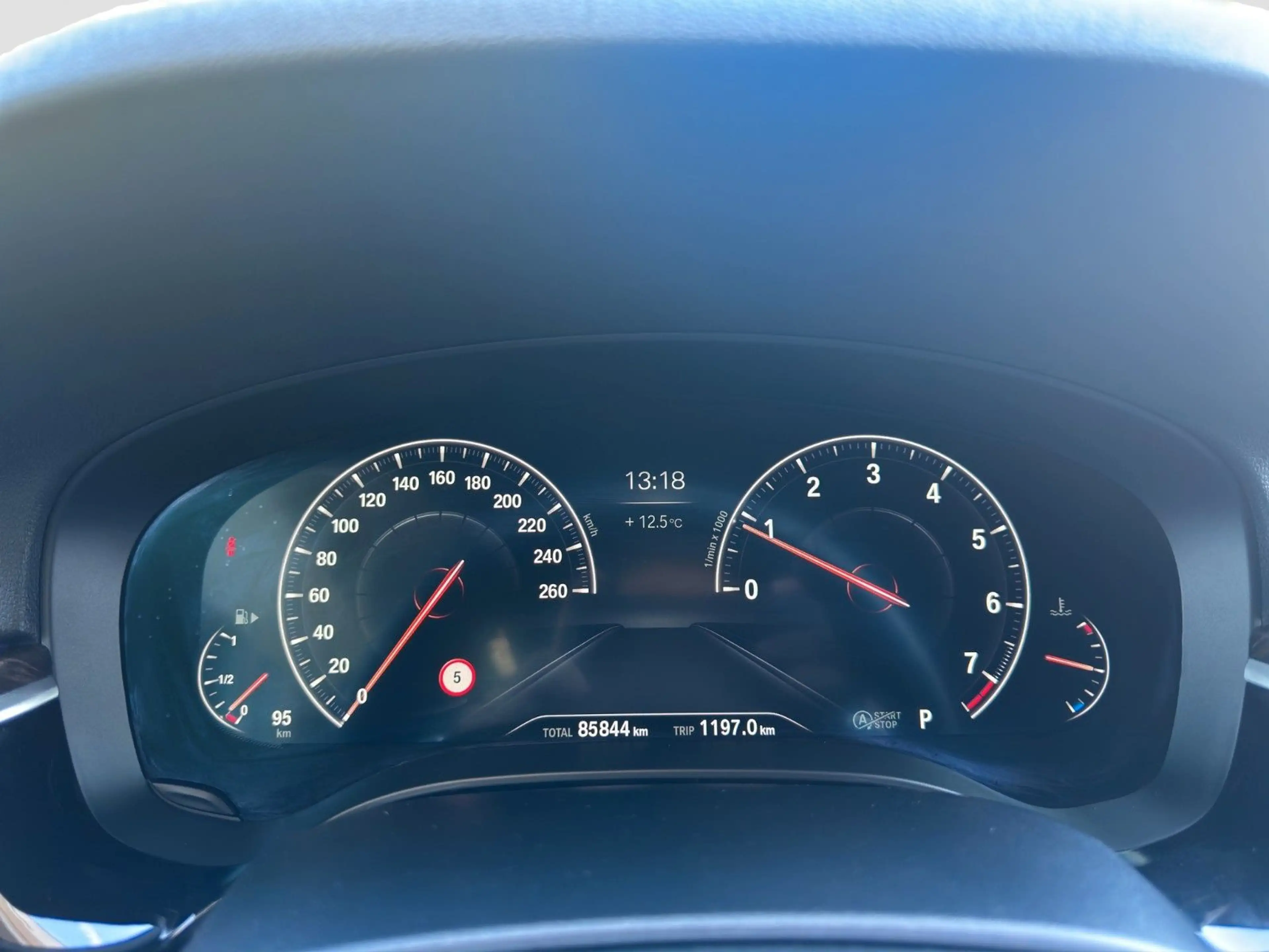 BMW 540 iT xDr. M-SPORT AD.LED ACC SITZKLIMA AHK KAM — photo 15
