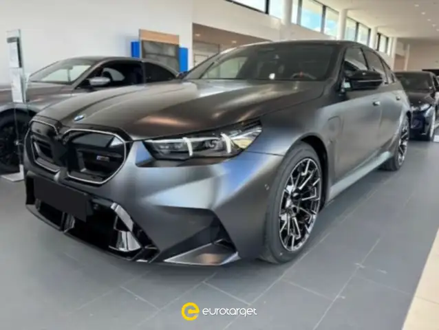 BMW M5