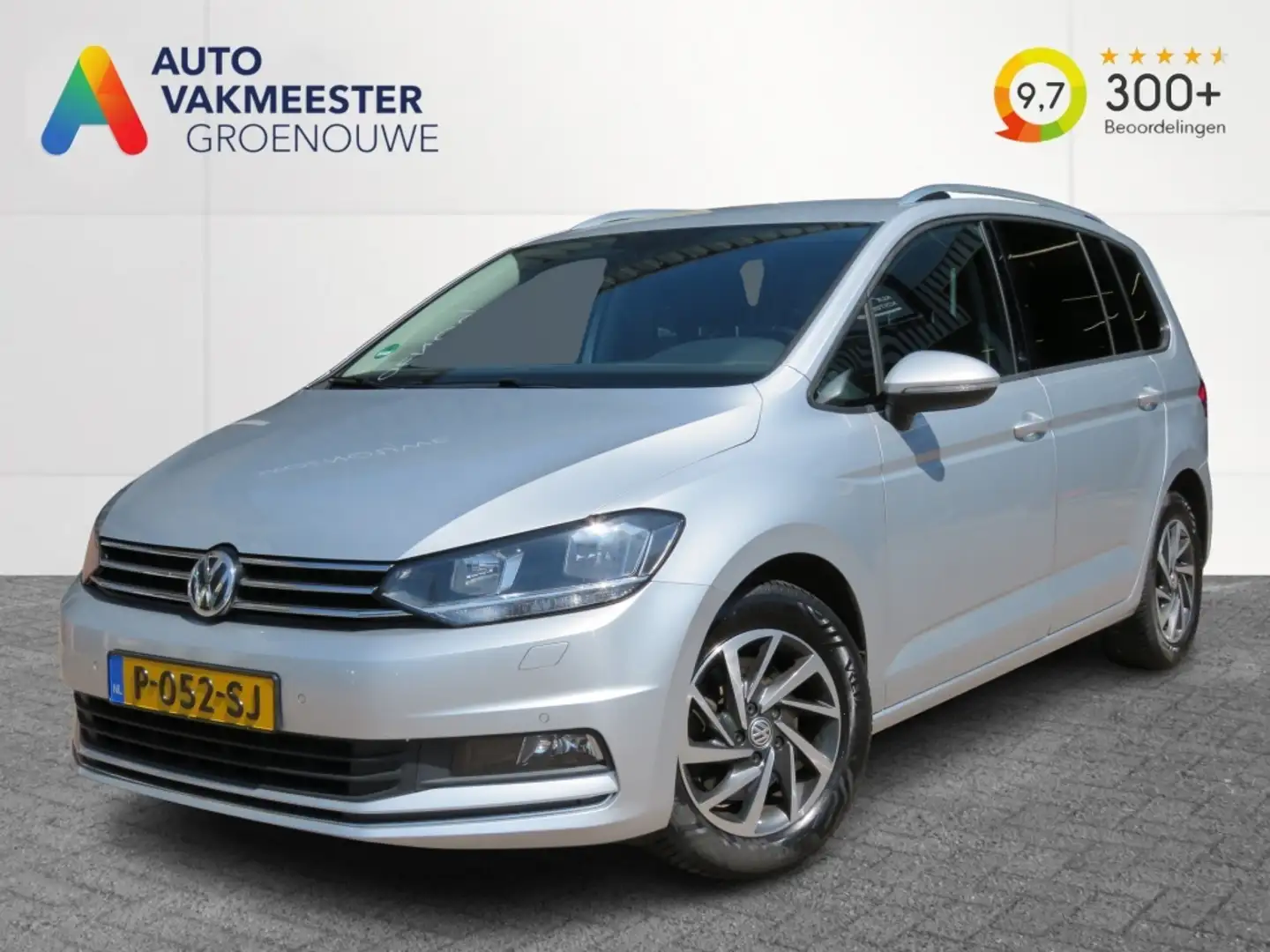 Volkswagen Touran 1.2 TSI CON. SERIES ,,SOUND'' / Camera / Wegklap.h Grijs - 1