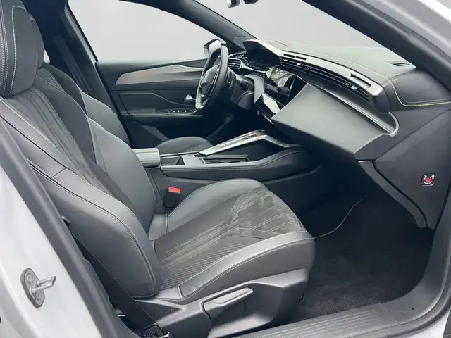 Peugeot 308 view 9