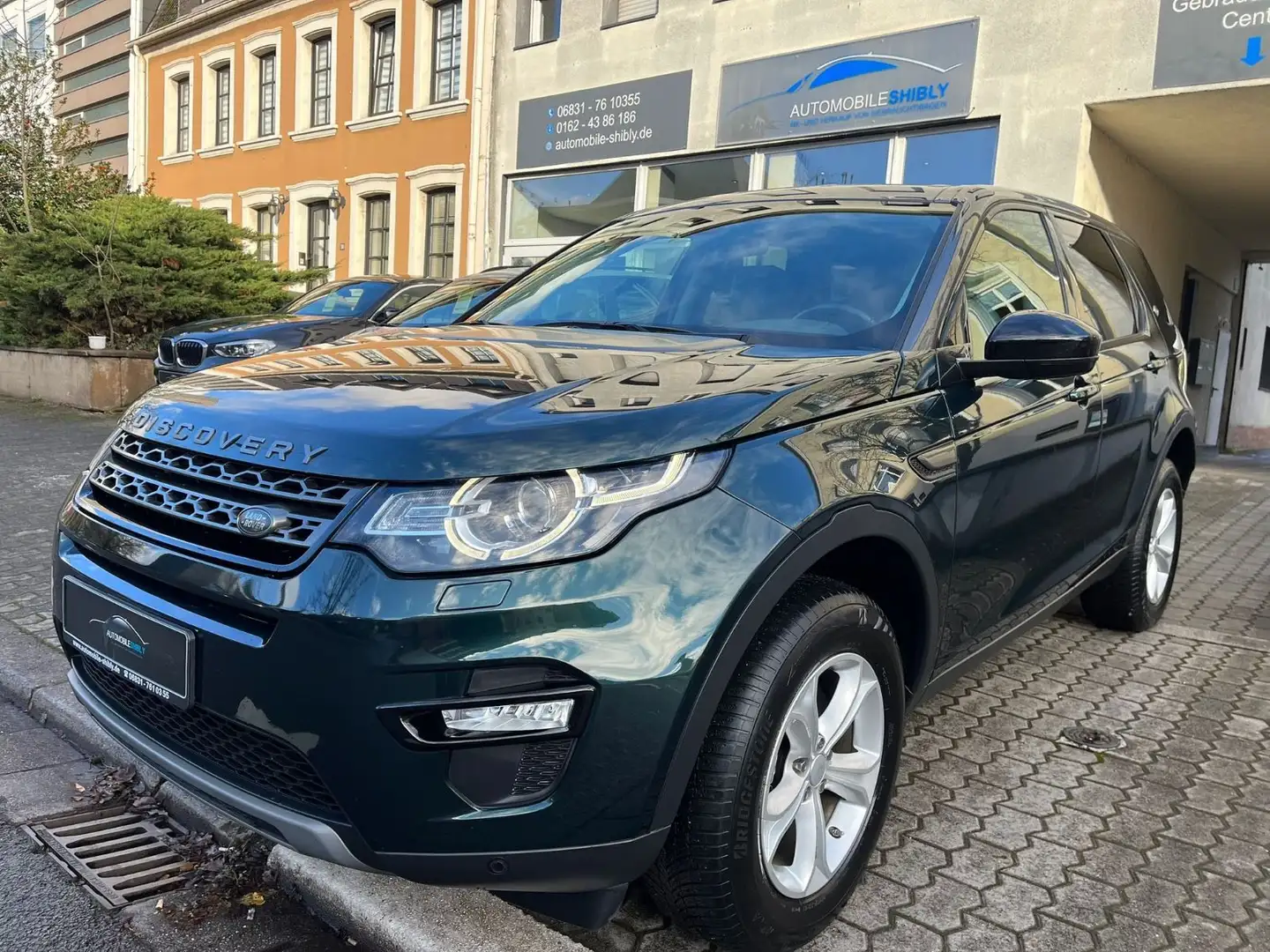 Land Rover Discovery Sport Si4 177kW Automatik 4WD Leder Yeşil - 1