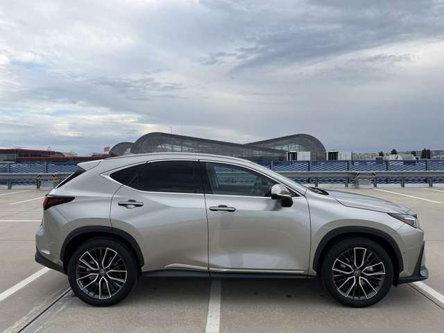 Imagine Lexus NX 350h 2.5 Hybrid Executive Line