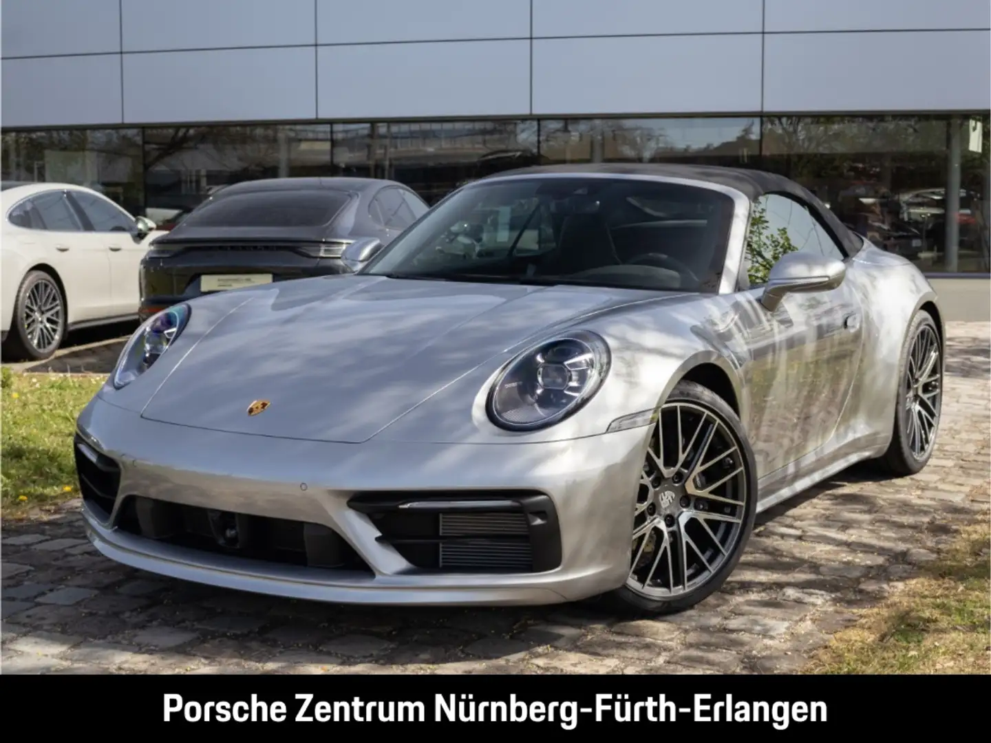 Porsche 992 911 Carrera Cabriolet Sportabgas SportDesignPaket Silber - 1