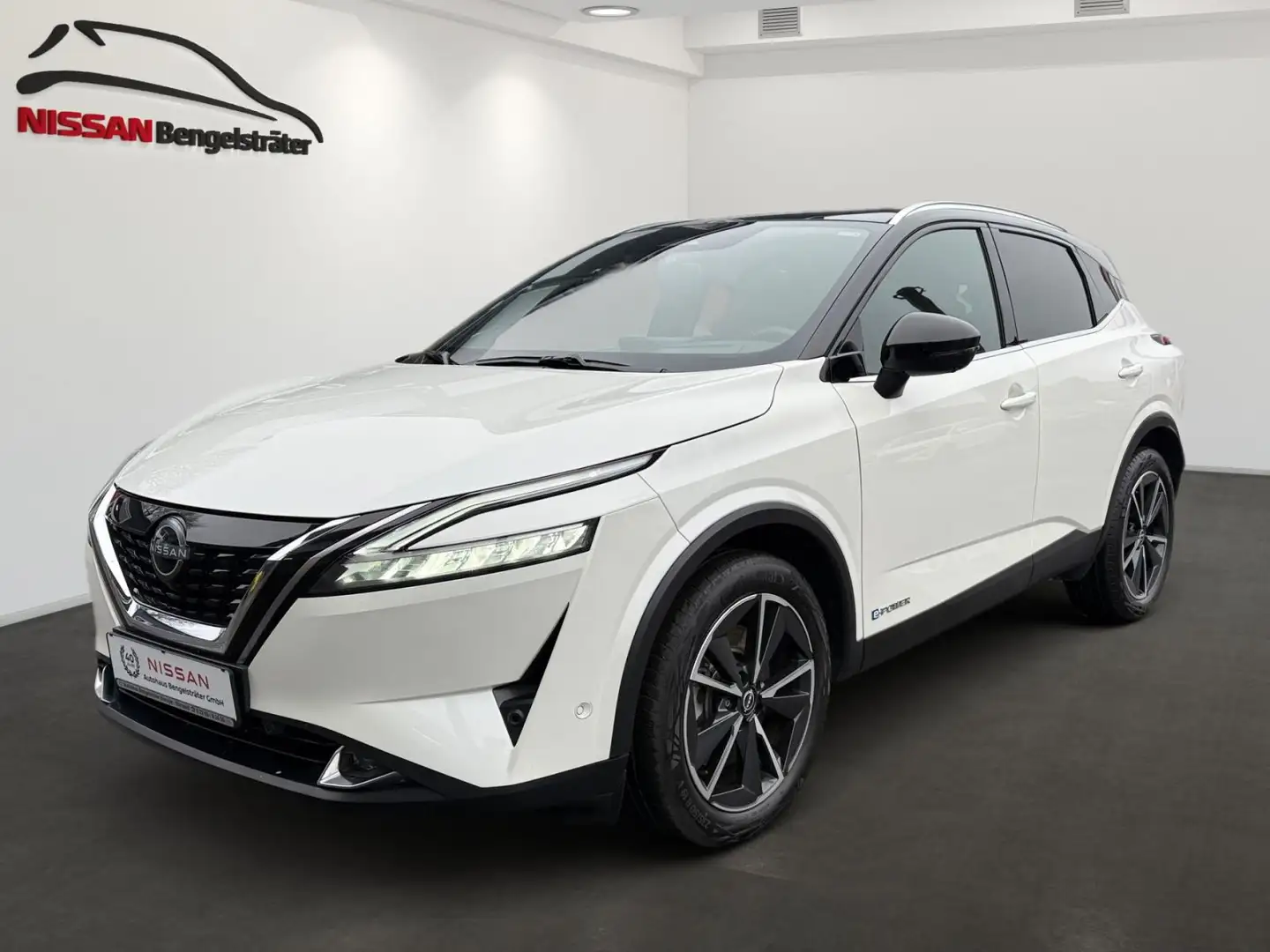 Nissan Qashqai 1.5 VC-T e-Power Tekna e-Power Schwarz - 2