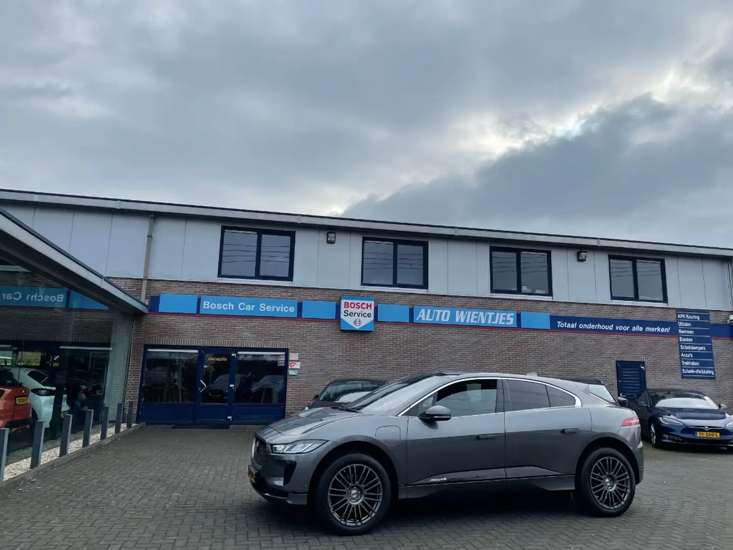 Jaguar I-Pace EV400 AWD SE 90kWh | Leer | Pano Gris - 1