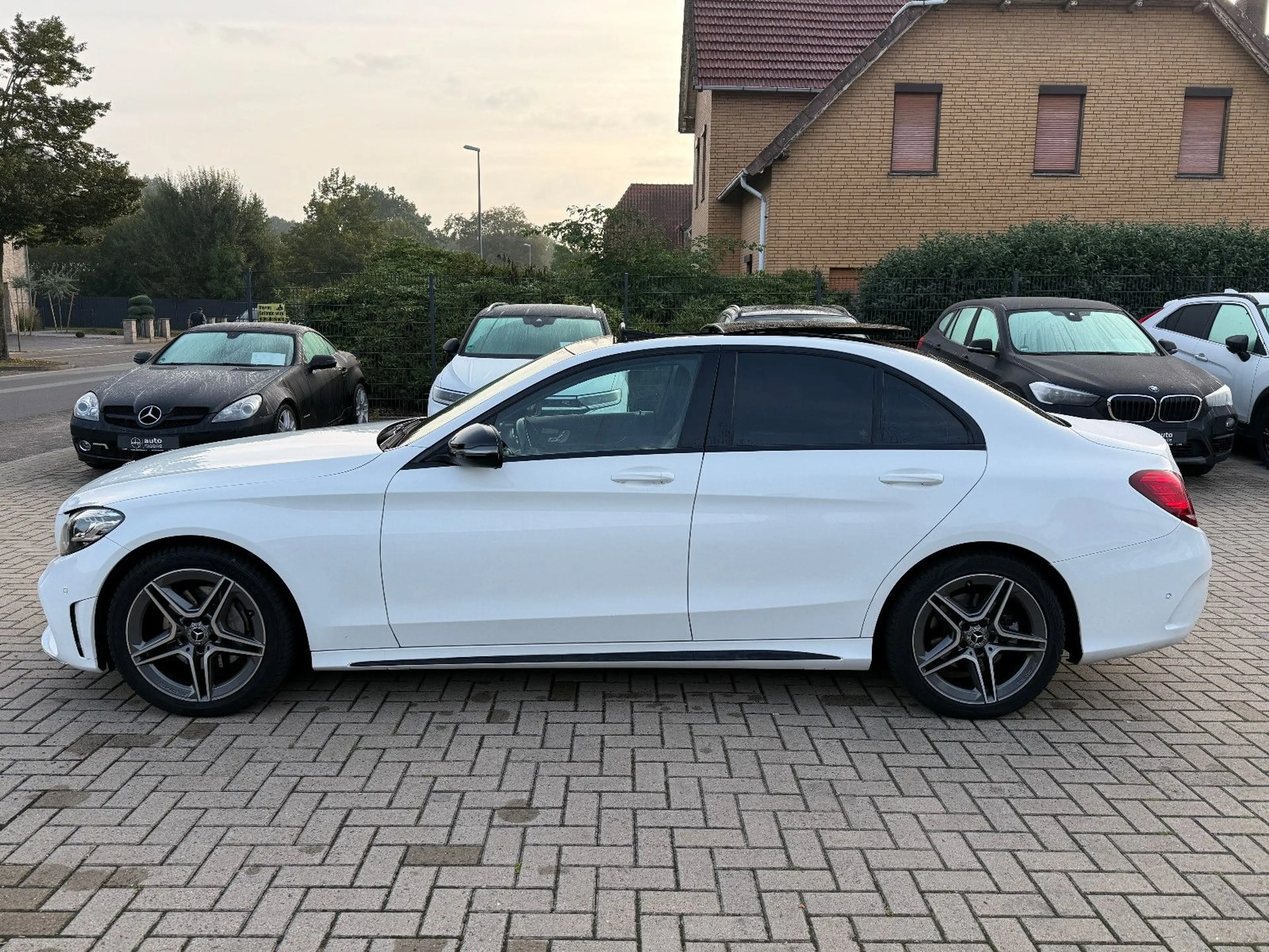 Mercedes-Benz C 200 C Limo, AMG Paket, Pano, LED, Kamera, TÜV neu — photo 2