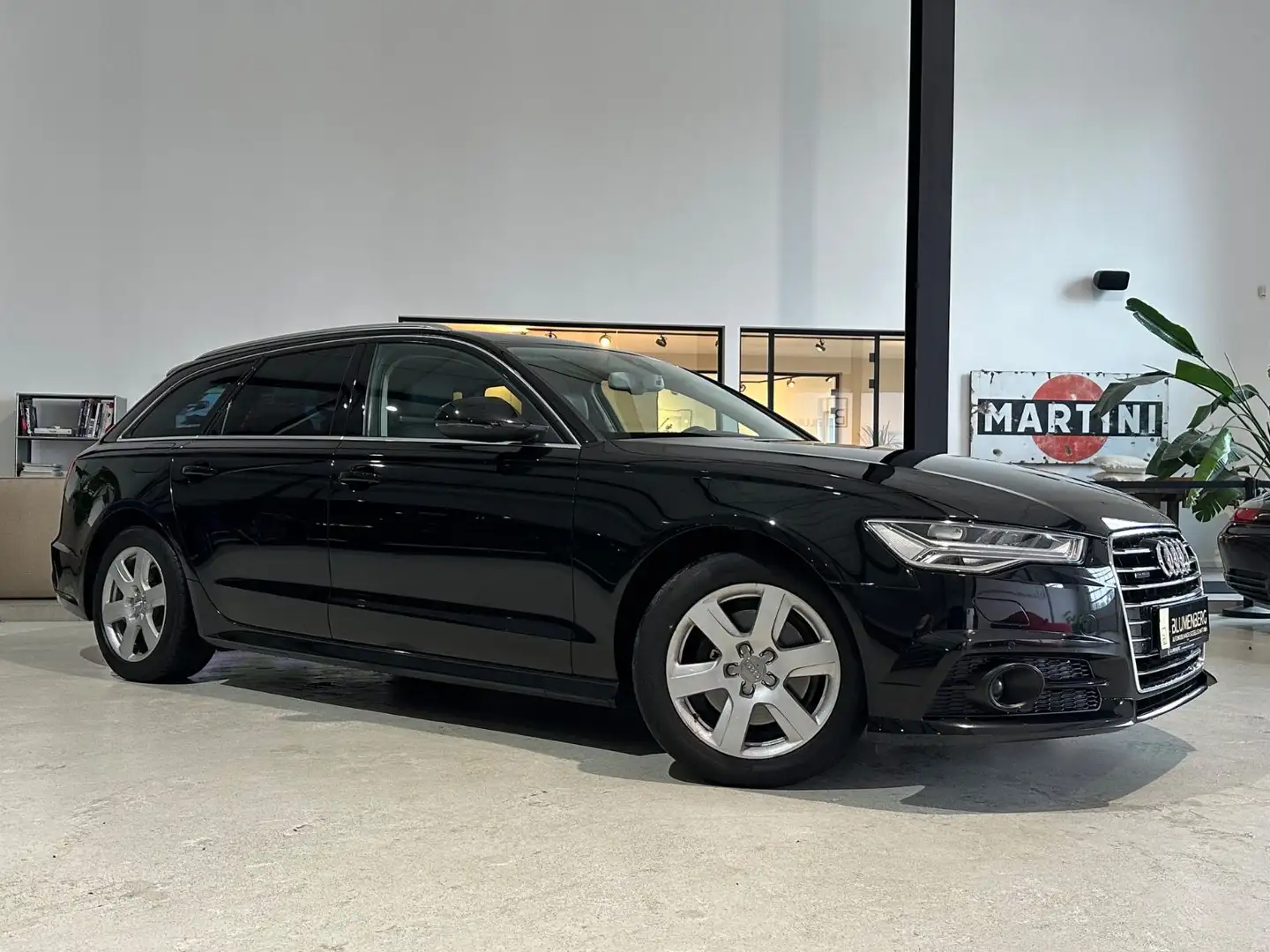 Audi A6 Avant 2.0 TDI quattro *ACC,Pano,Bose,AHK,PDC* Schwarz - 2