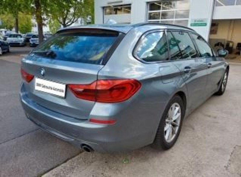 BMW 530 dxD/Aut/Navi/LEDerBelüftStz/Panor/AHK/SportL — photo 2