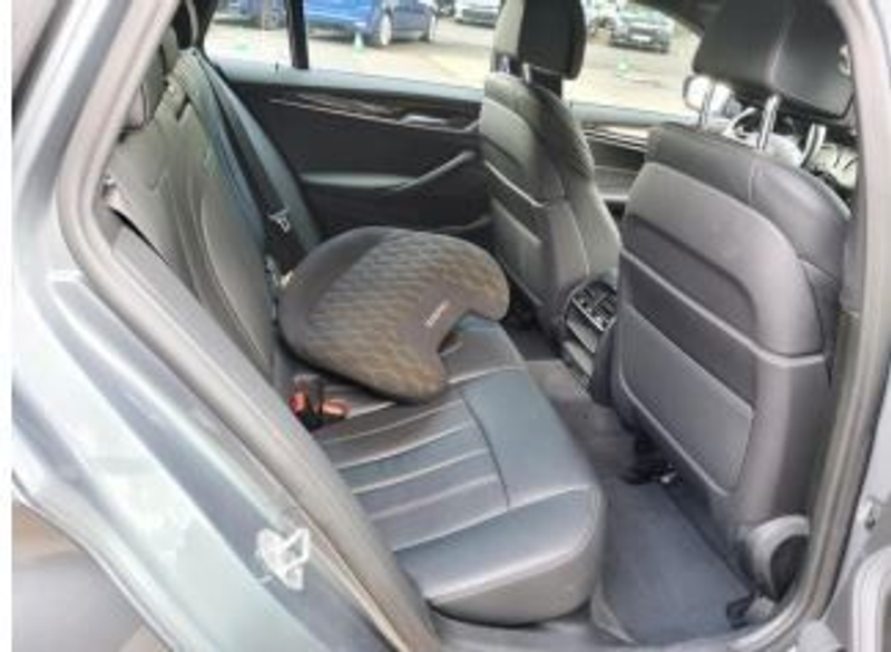 BMW 530 dxD/Aut/Navi/LEDerBelüftStz/Panor/AHK/SportL — photo 6
