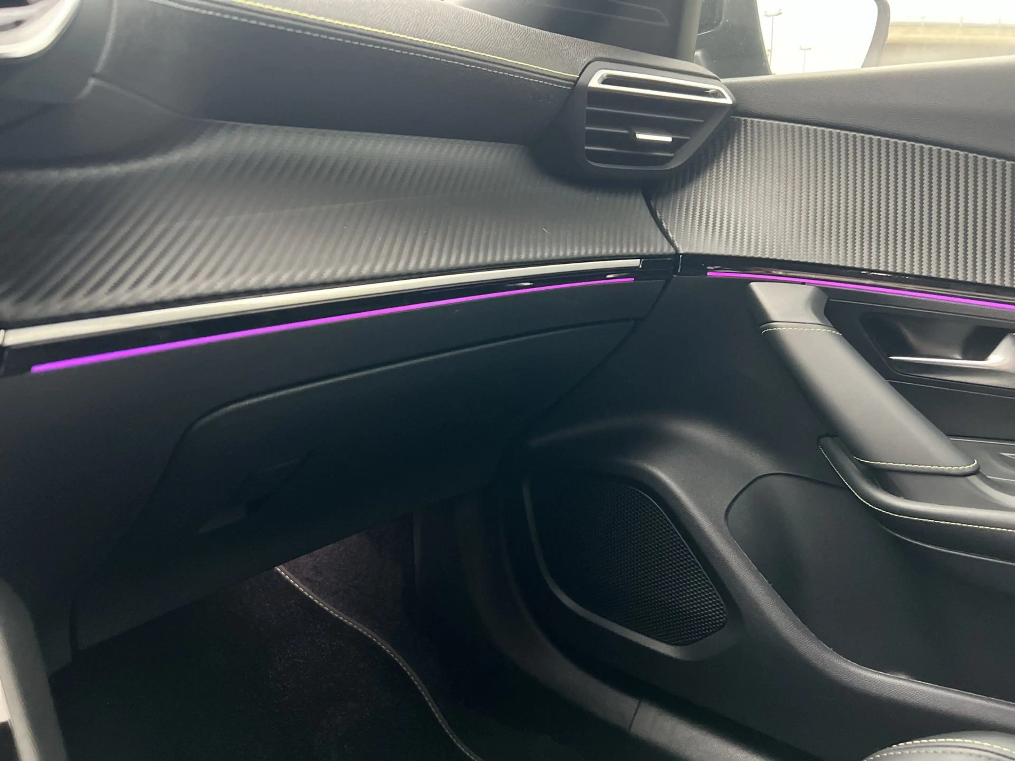 Peugeot 2008 1.2 130 GT KAMERA|LED|MASSAGE|SHZ|TEMPO|SPURHALTE — photo 12
