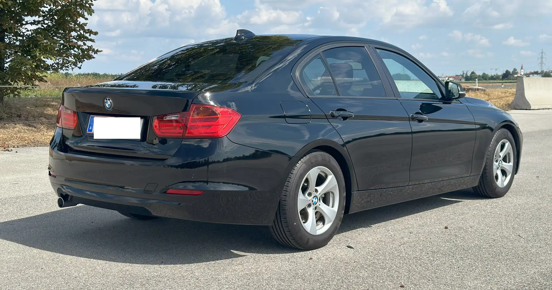 BMW 320 320d EfficientDynamics Ö-Paket Schwarz - 2