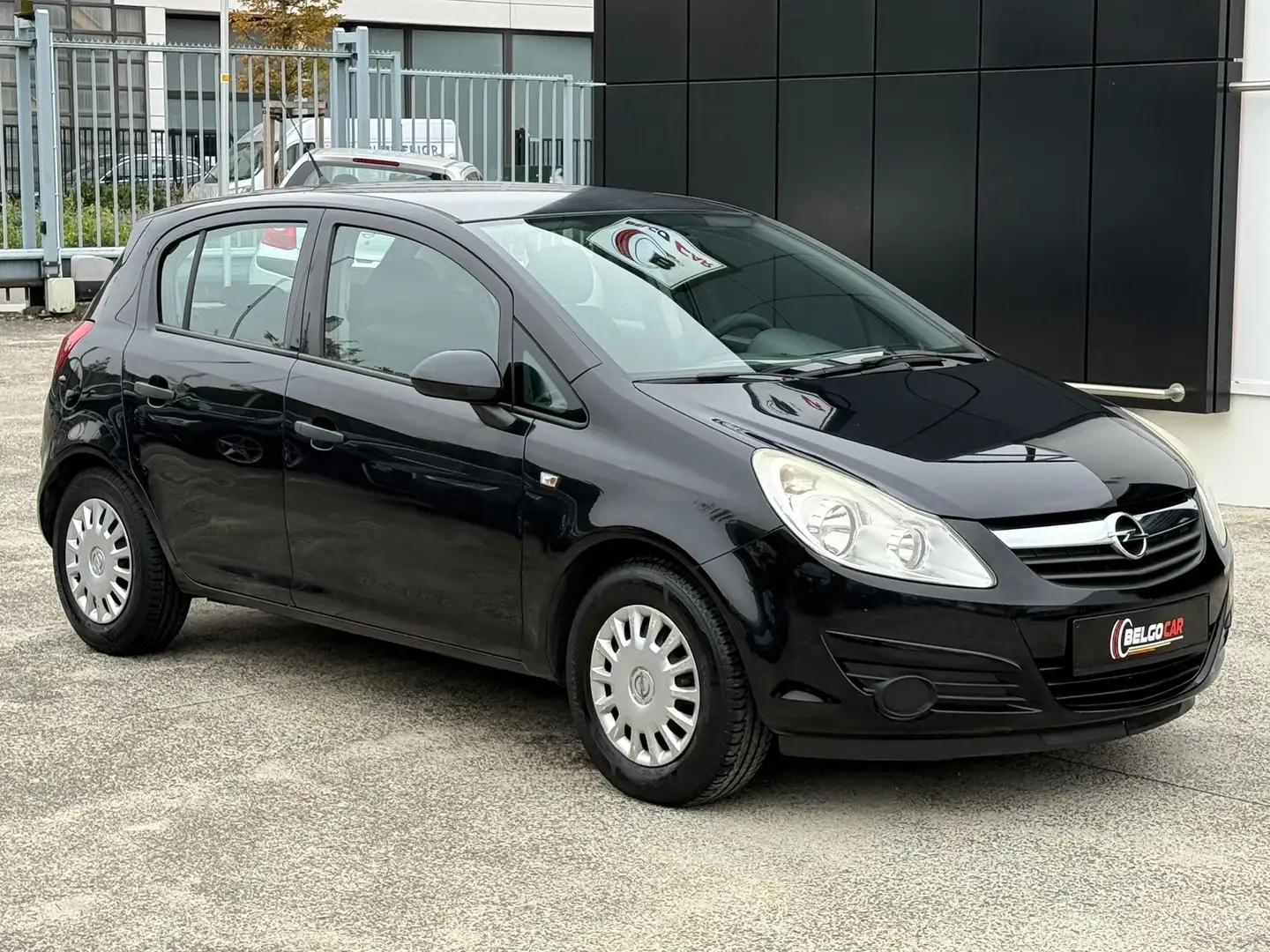 Opel Corsa 1.2 ESSENCE - CONTRÔLE TECHNIQUE OK Zwart - 1