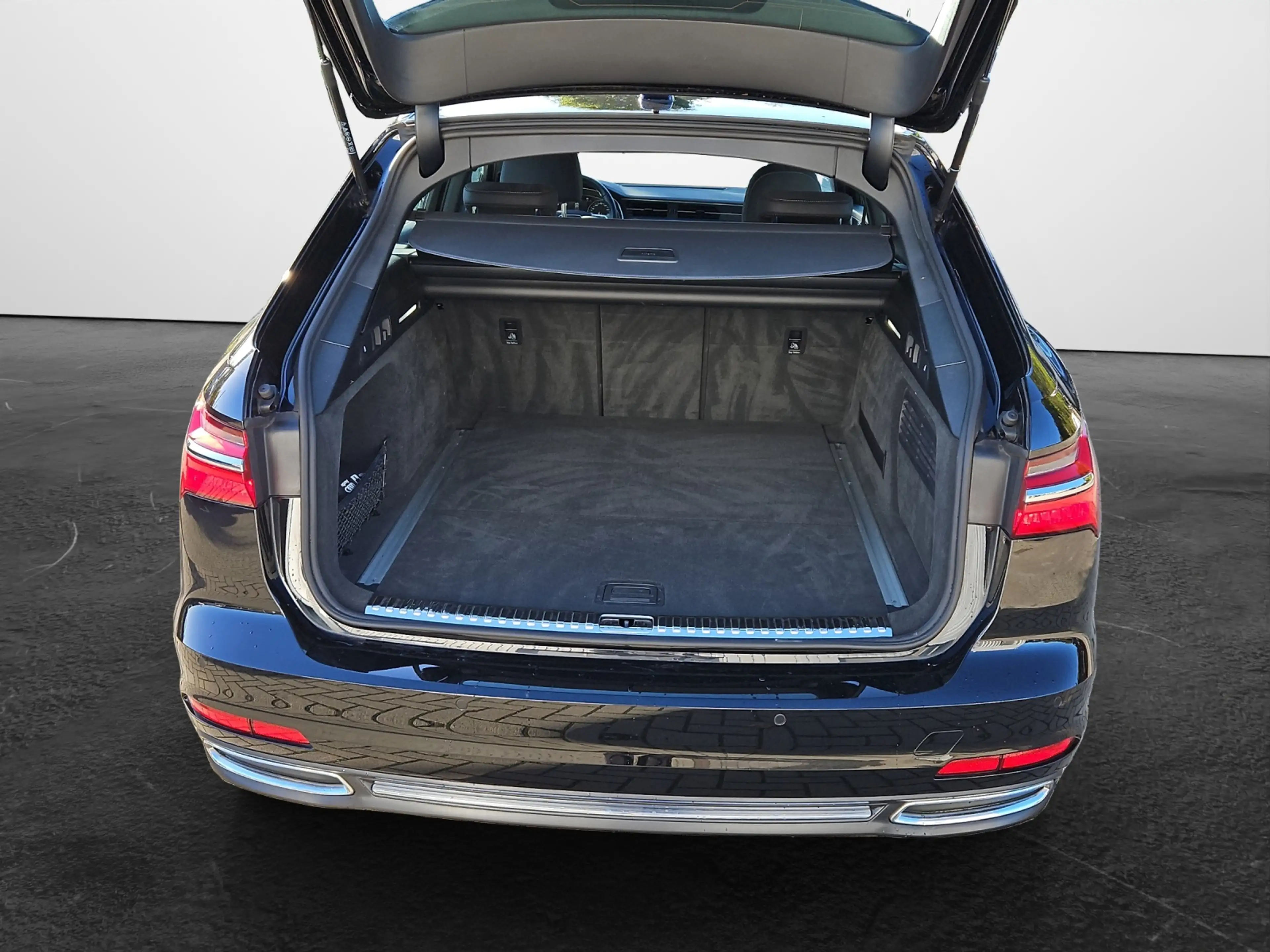 Audi A6 Avant 45 TDI S tronic quattro Sport S-line Navi... — photo 12