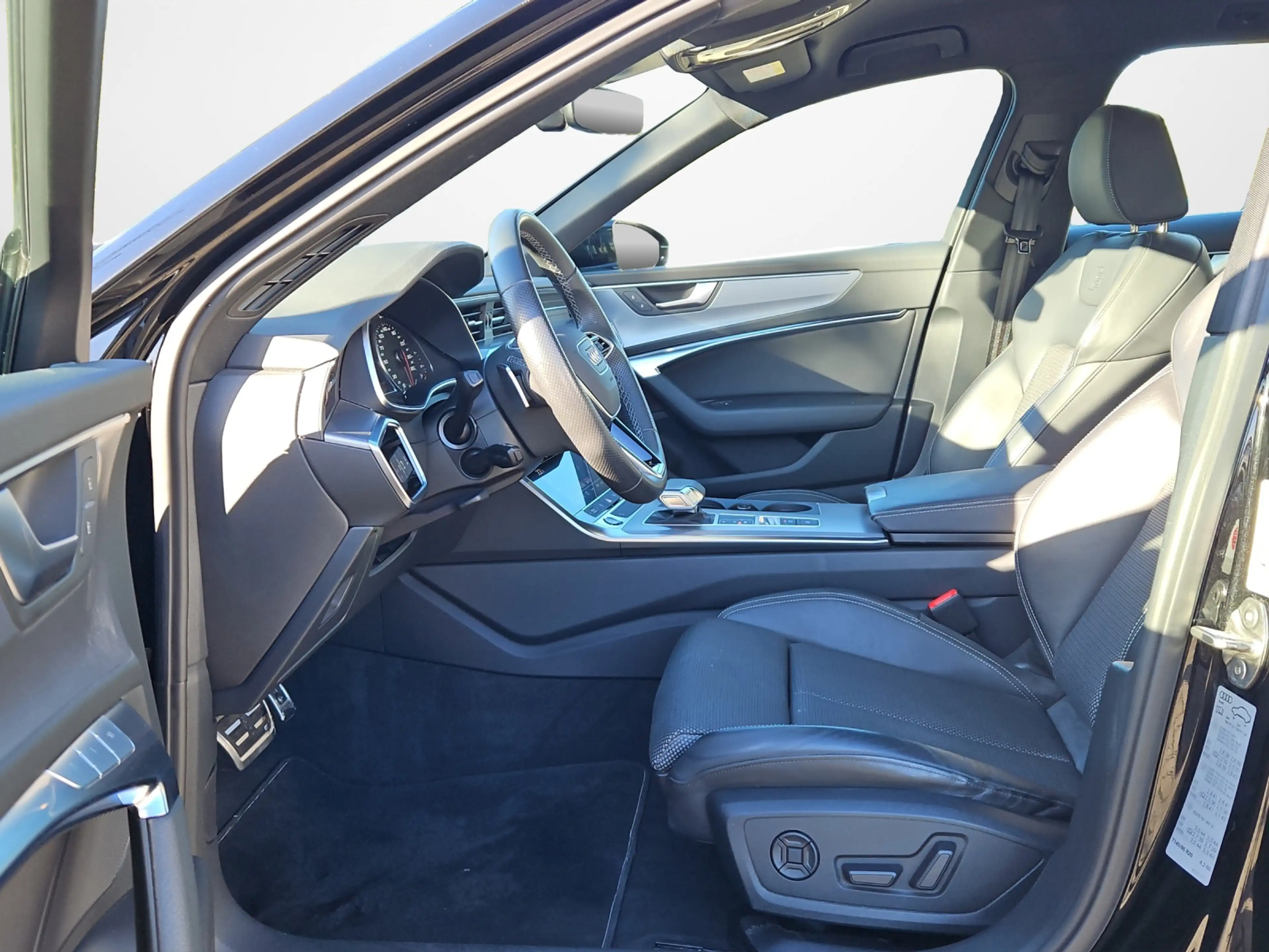 Audi A6 Avant 45 TDI S tronic quattro Sport S-line Navi... — photo 7
