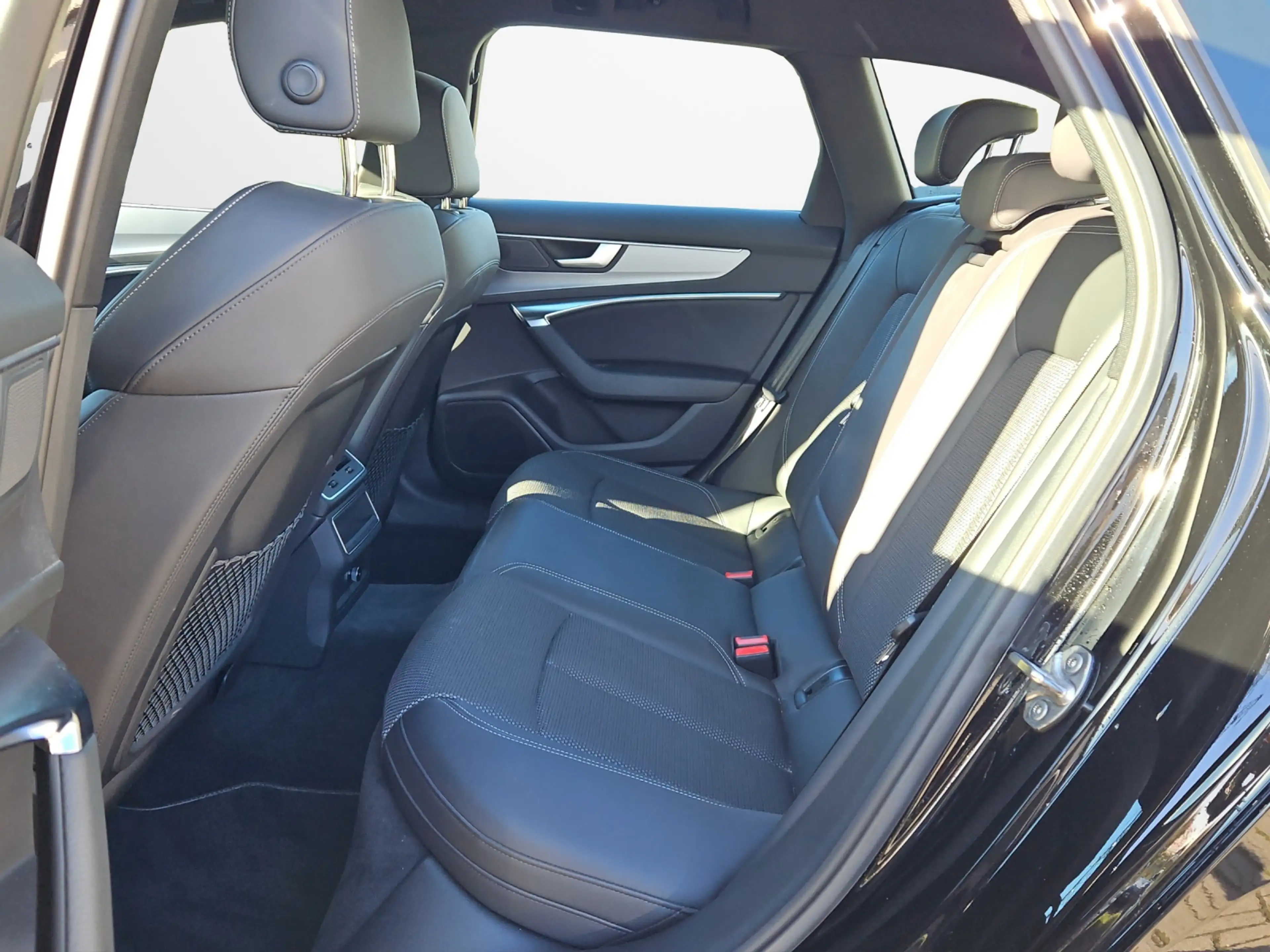 Audi A6 Avant 45 TDI S tronic quattro Sport S-line Navi... — photo 11
