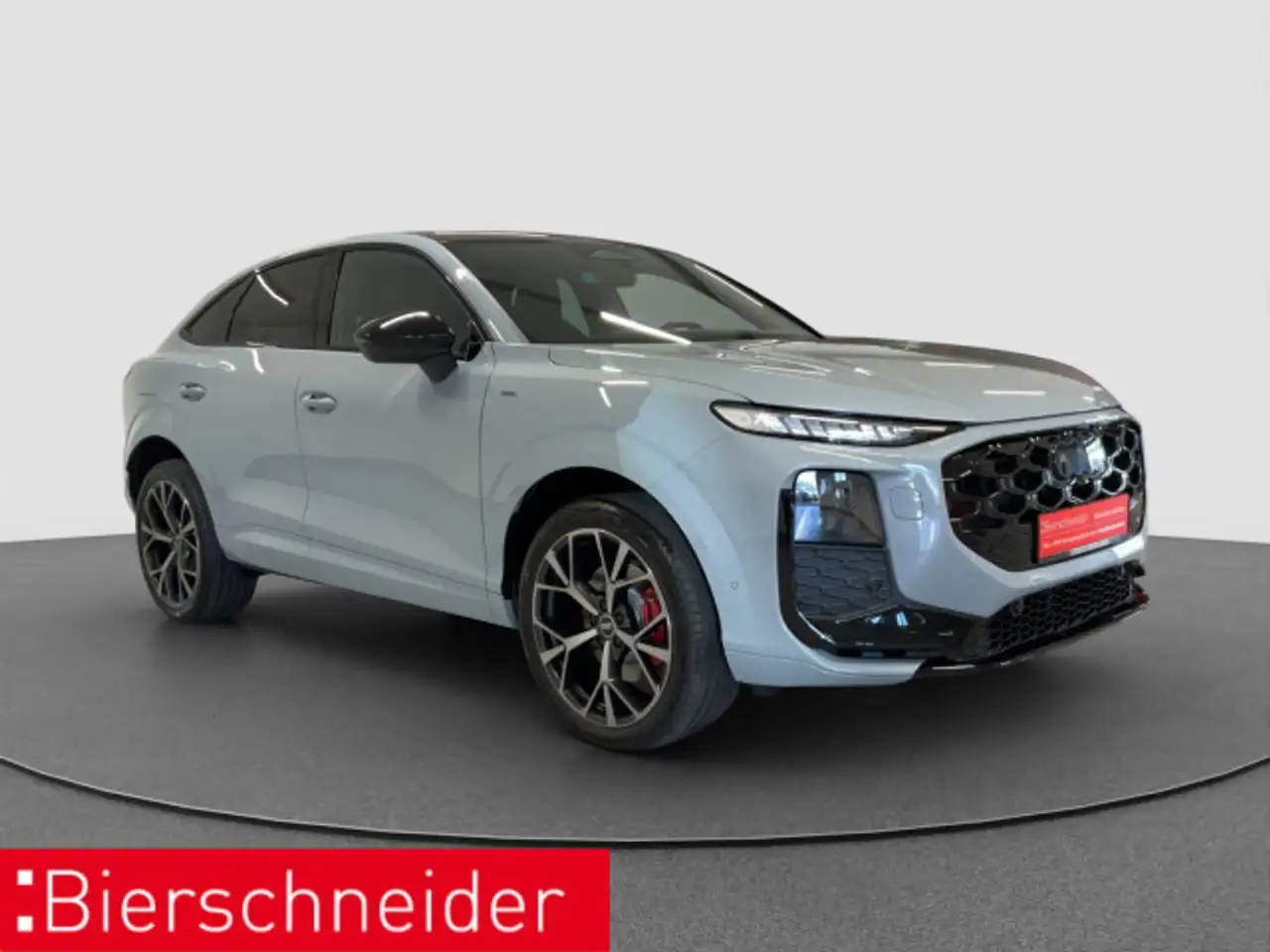 Audi Q3 e-hybrid 2x S Line 20 AHK STDH HuD 5
