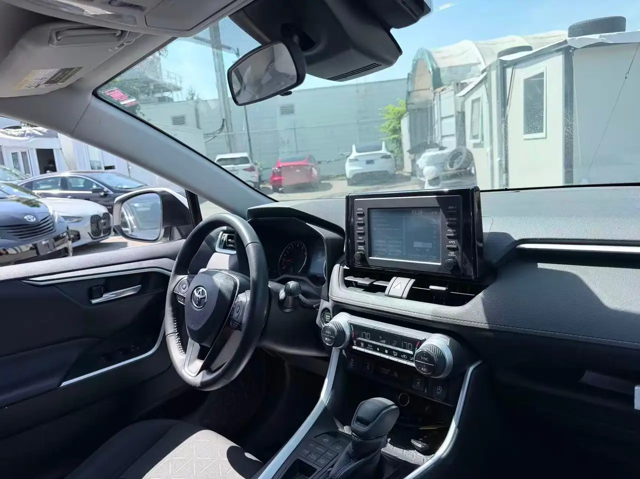 Toyota RAV 4 снимка Toyota RAV 4