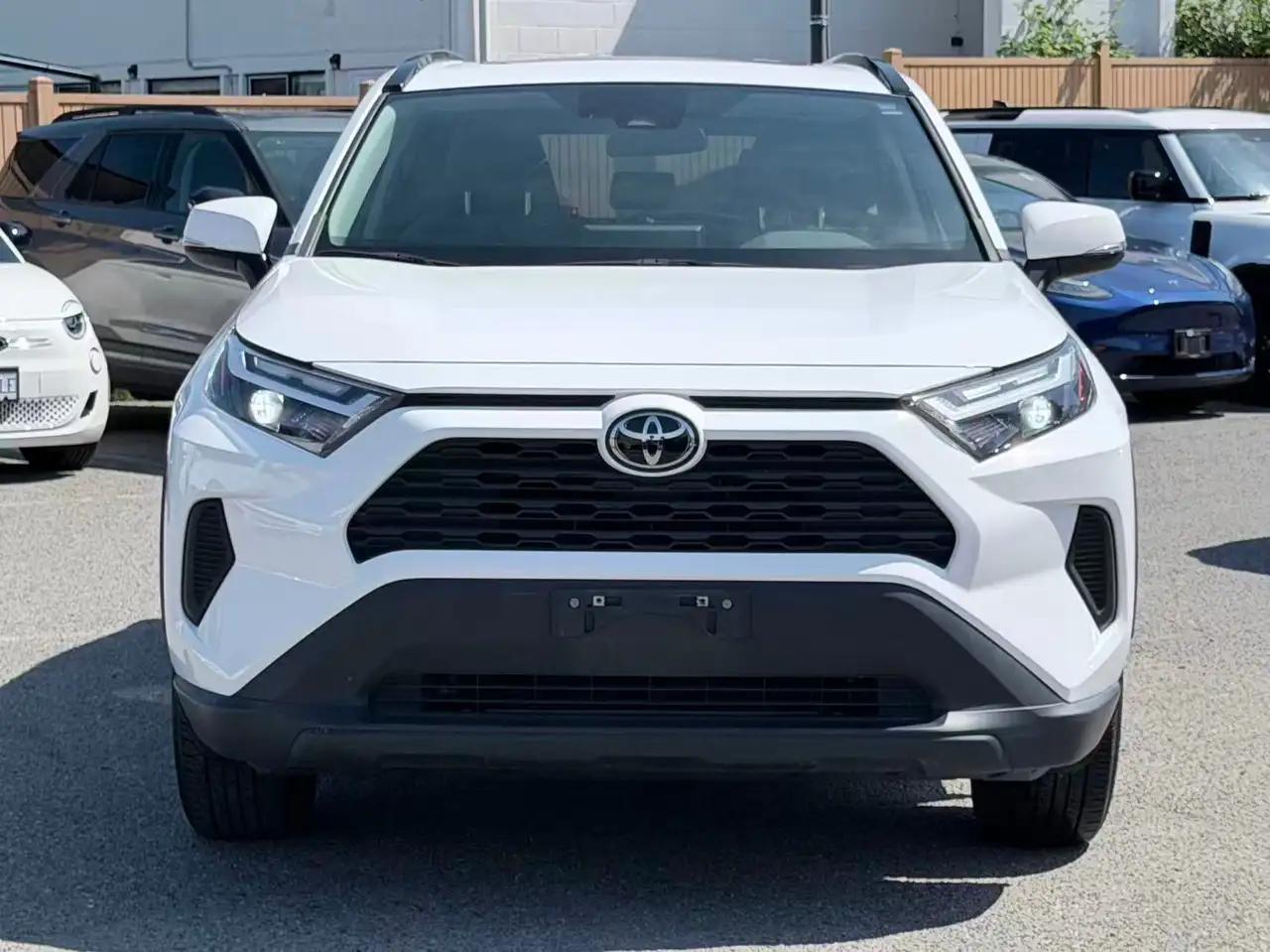 Toyota RAV 4 снимка Toyota RAV 4