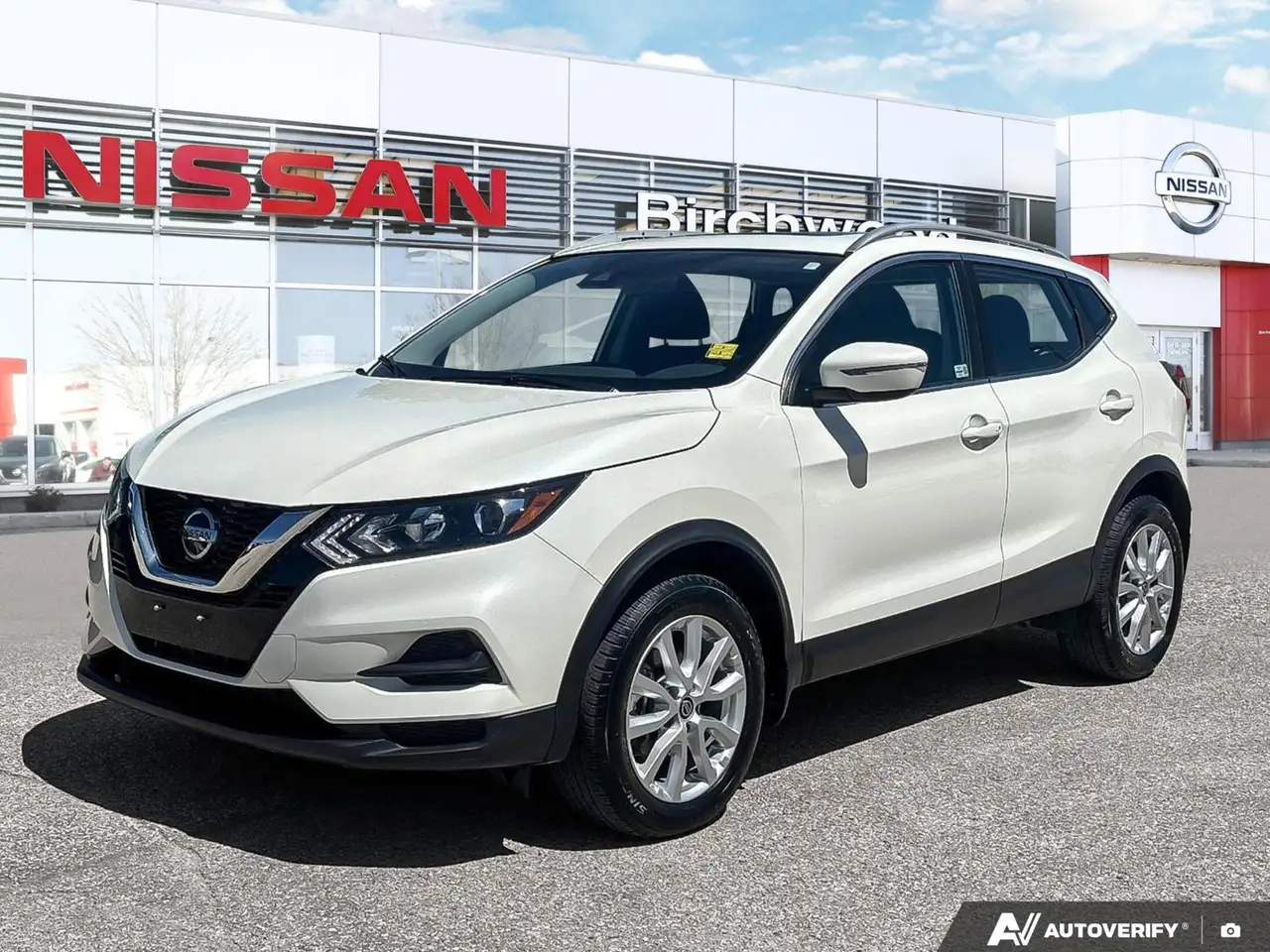 Nissan Qashqai снимка Nissan Qashqai